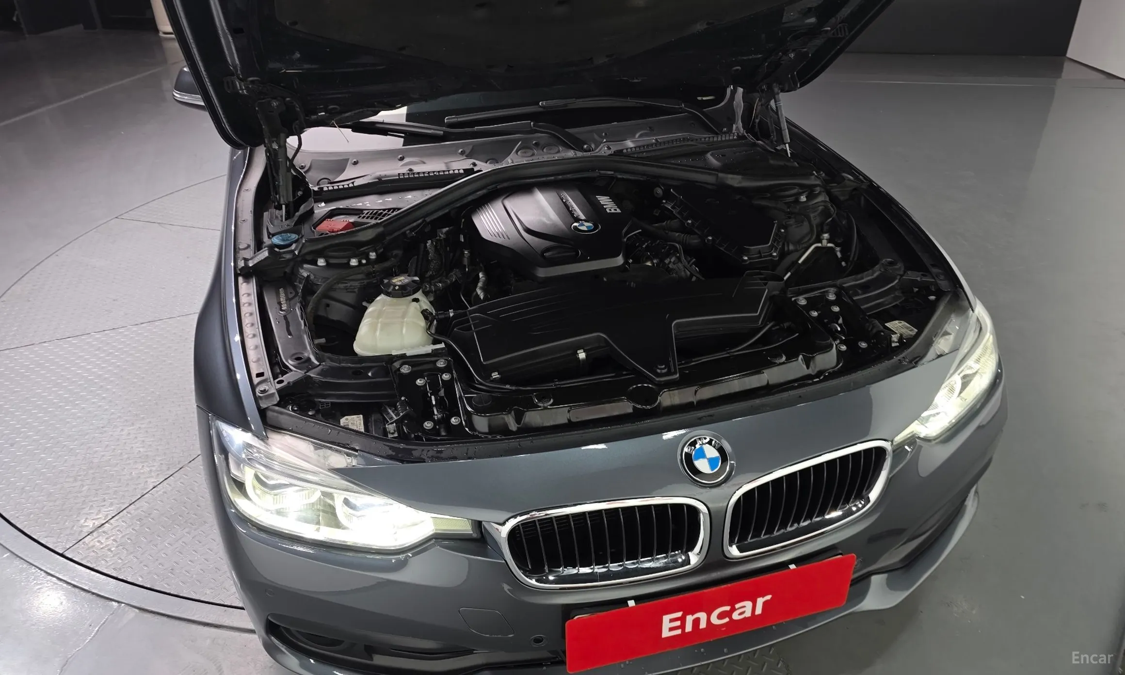 BMW 3 Series (F30) превью 6