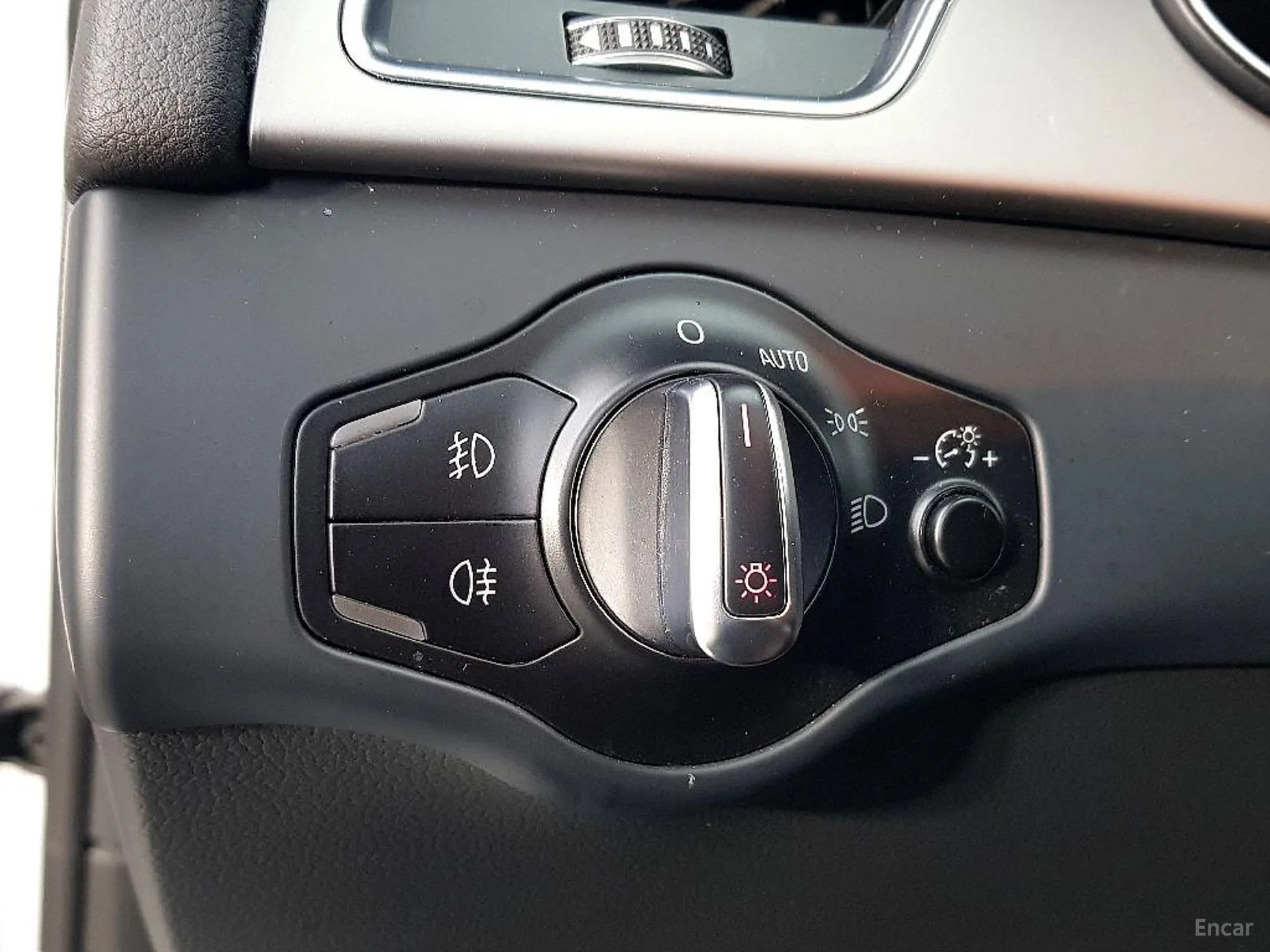 Audi New A4 превью 11