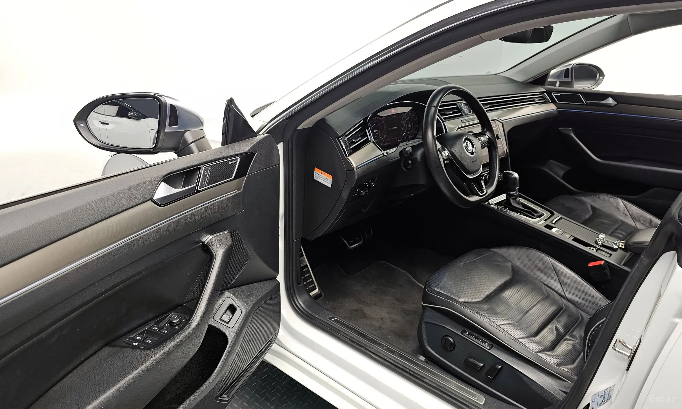Volkswagen Ateon превью 11