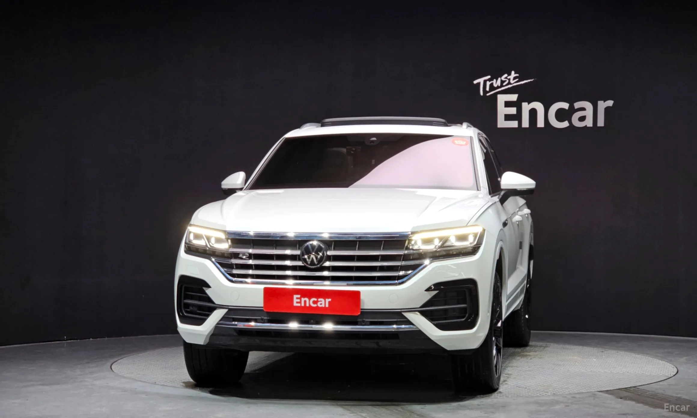 Volkswagen Touareg 3rd Generation превью 3