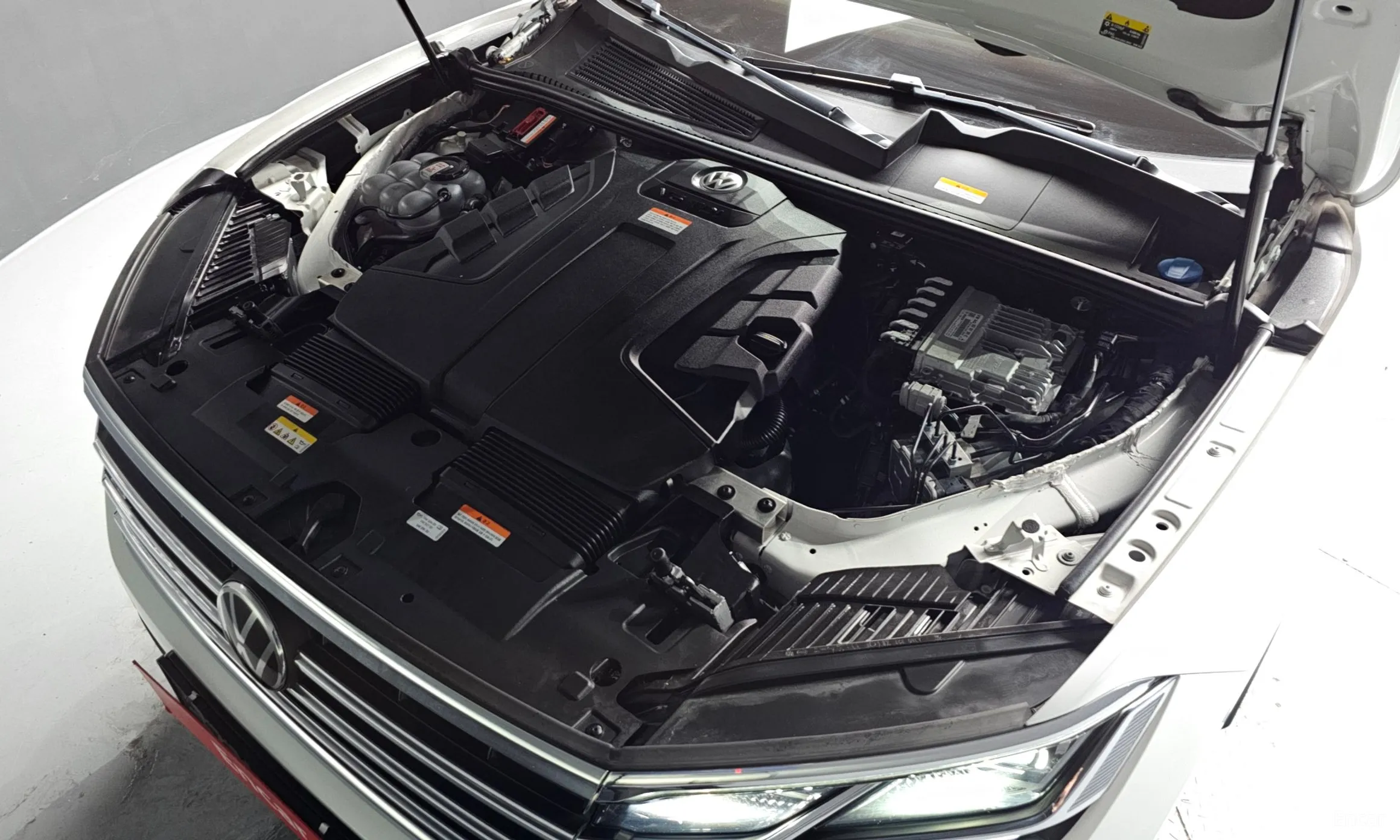 Volkswagen Touareg 3rd Generation превью 6