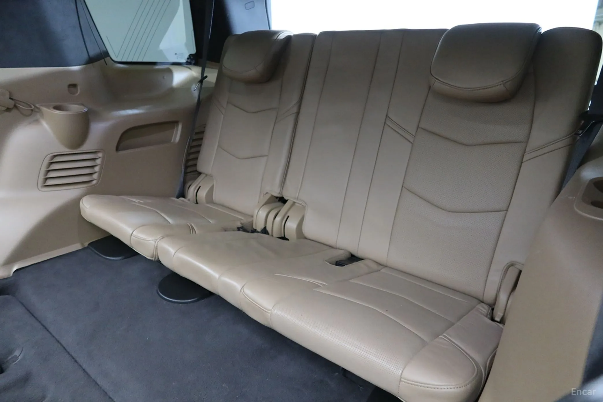 Cadillac Escalade превью 10