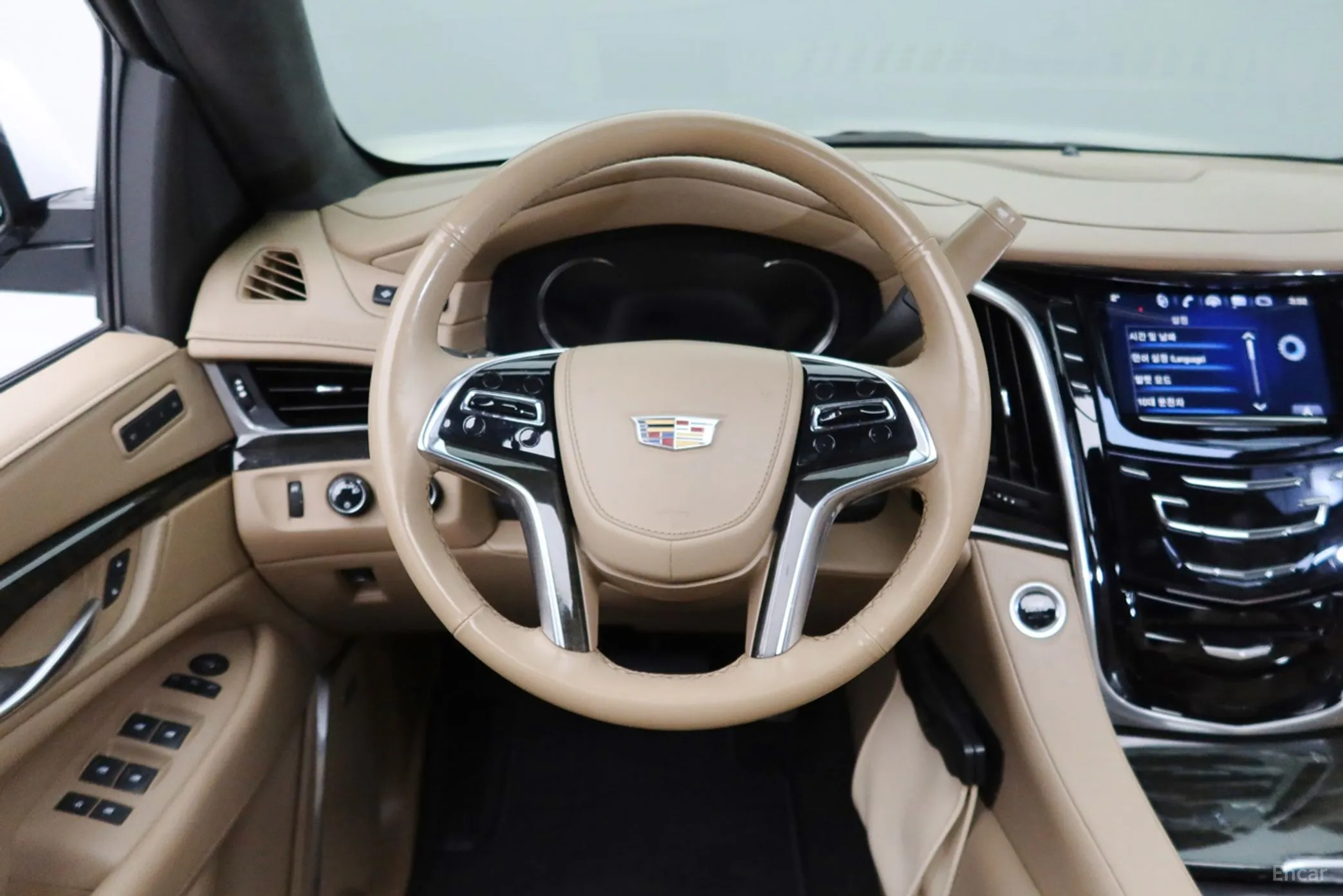 Cadillac Escalade превью 11