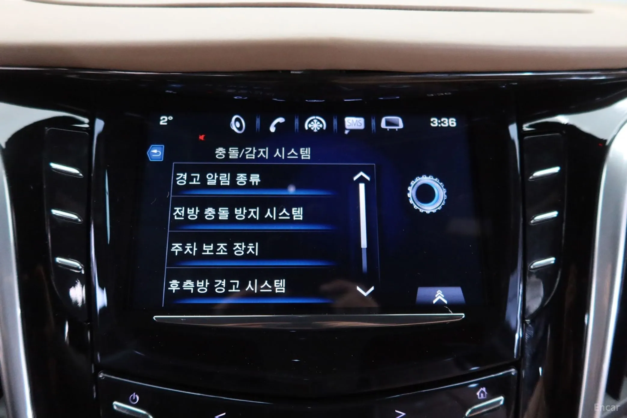 Cadillac Escalade превью 17