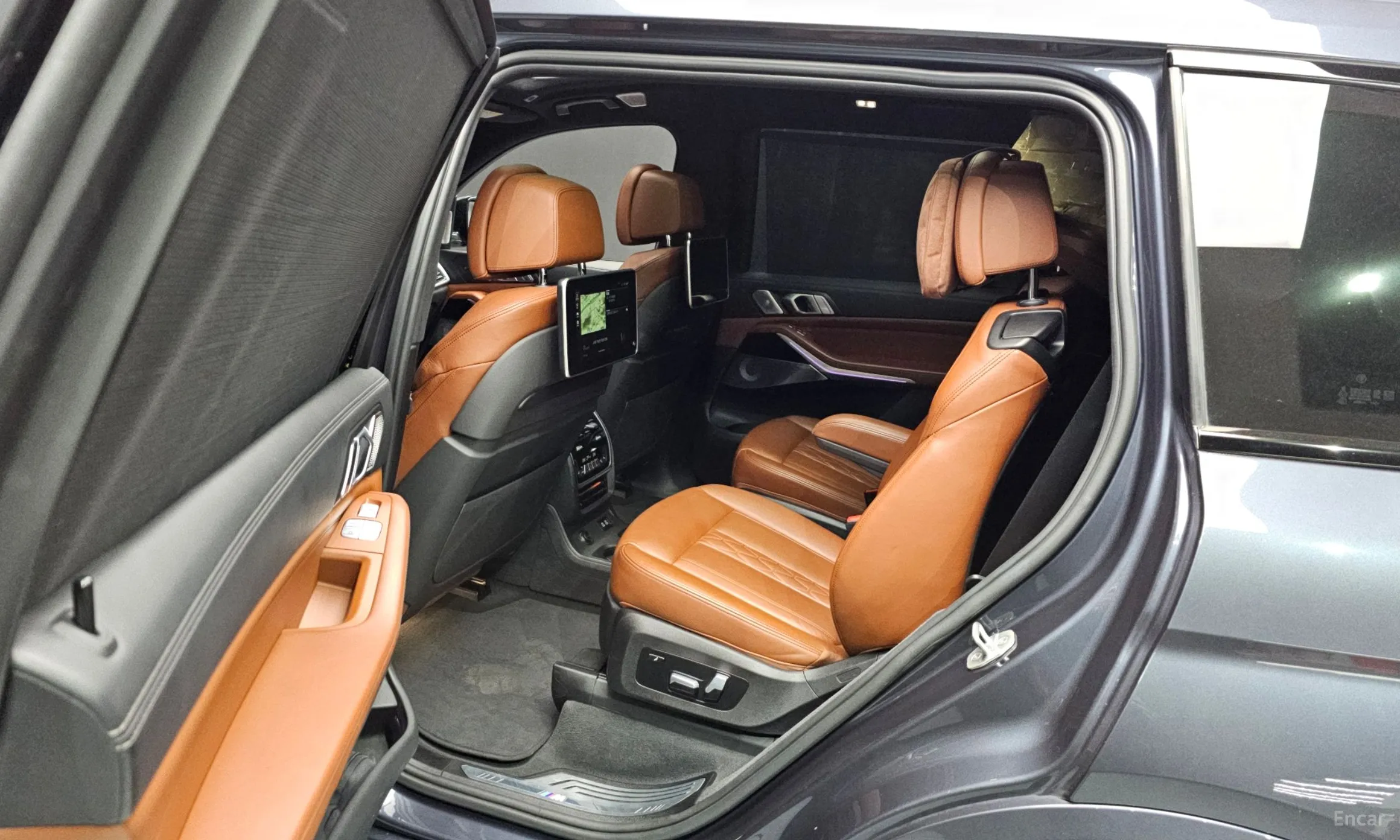 BMW X7 (G07) превью 12