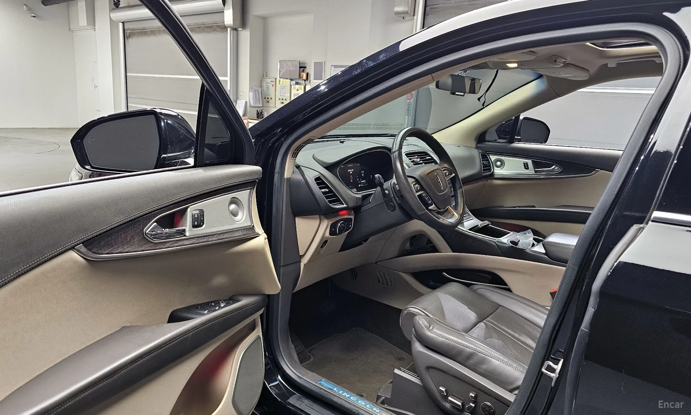 Lincoln Nautilus Gen 1 превью 10