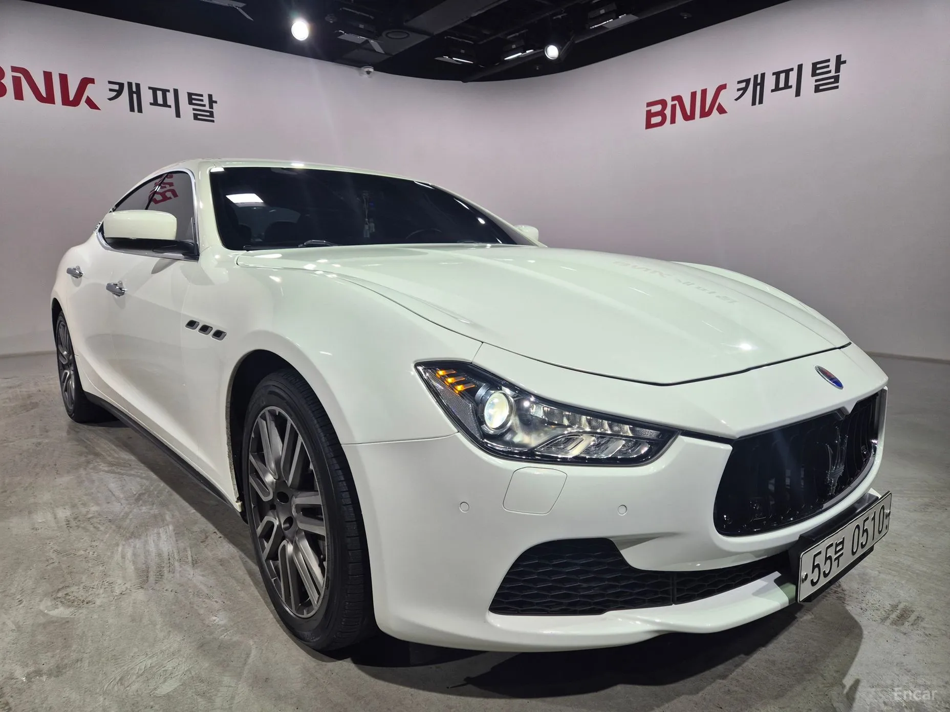 Maserati Ghibli превью 3
