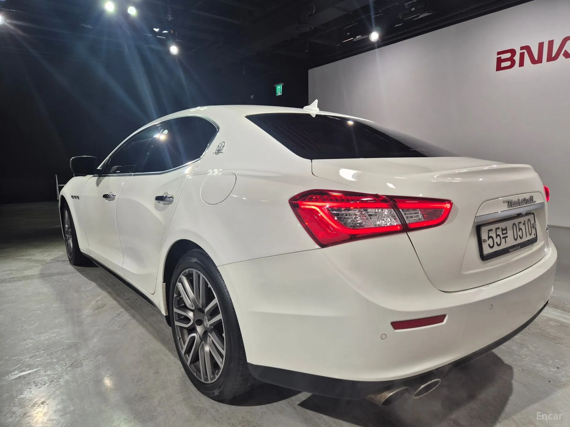 Maserati Ghibli превью 7