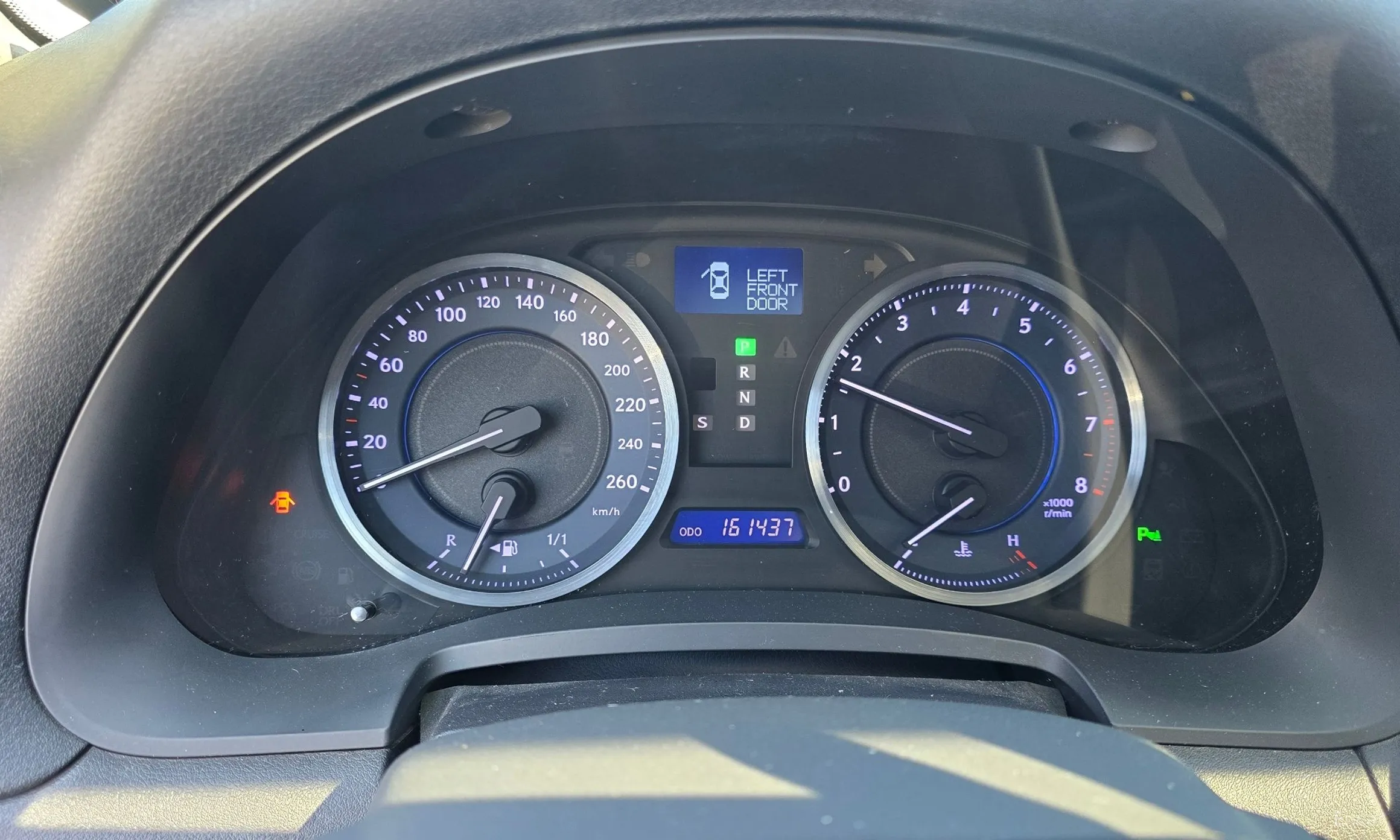 Lexus IS250 превью 15