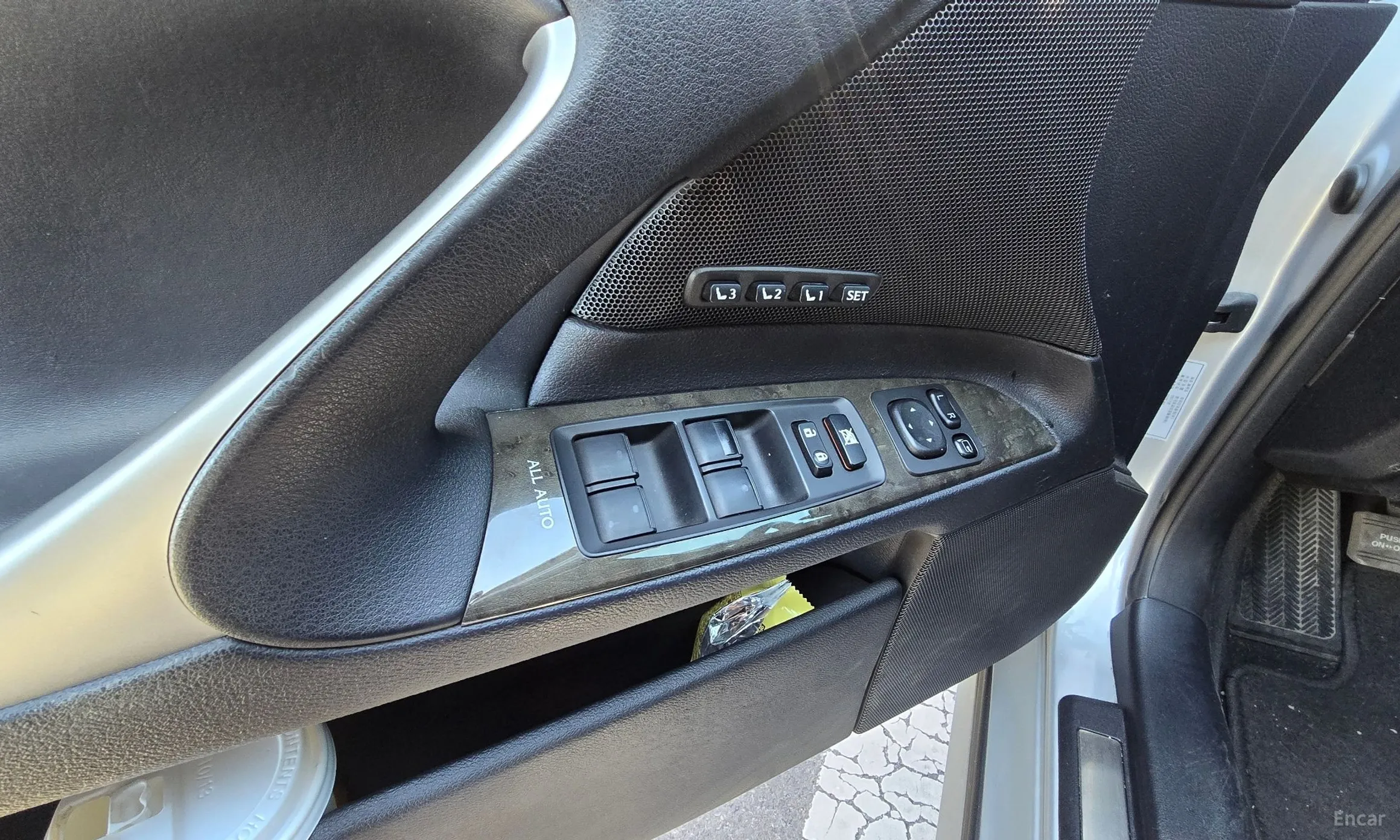 Lexus IS250 превью 19