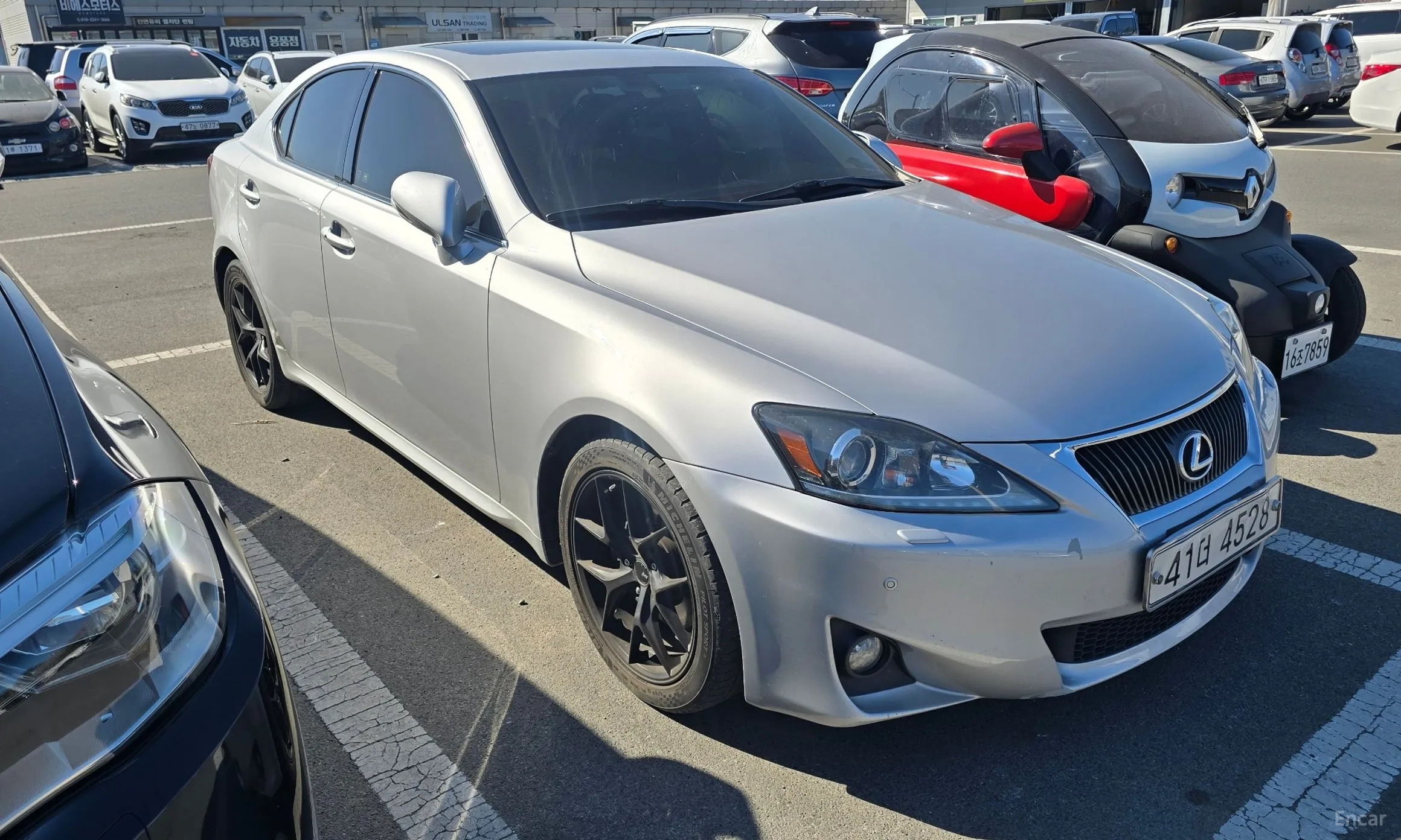 Lexus IS250 превью 6