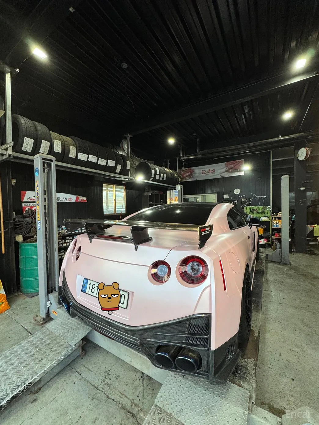 Nissan GT-R