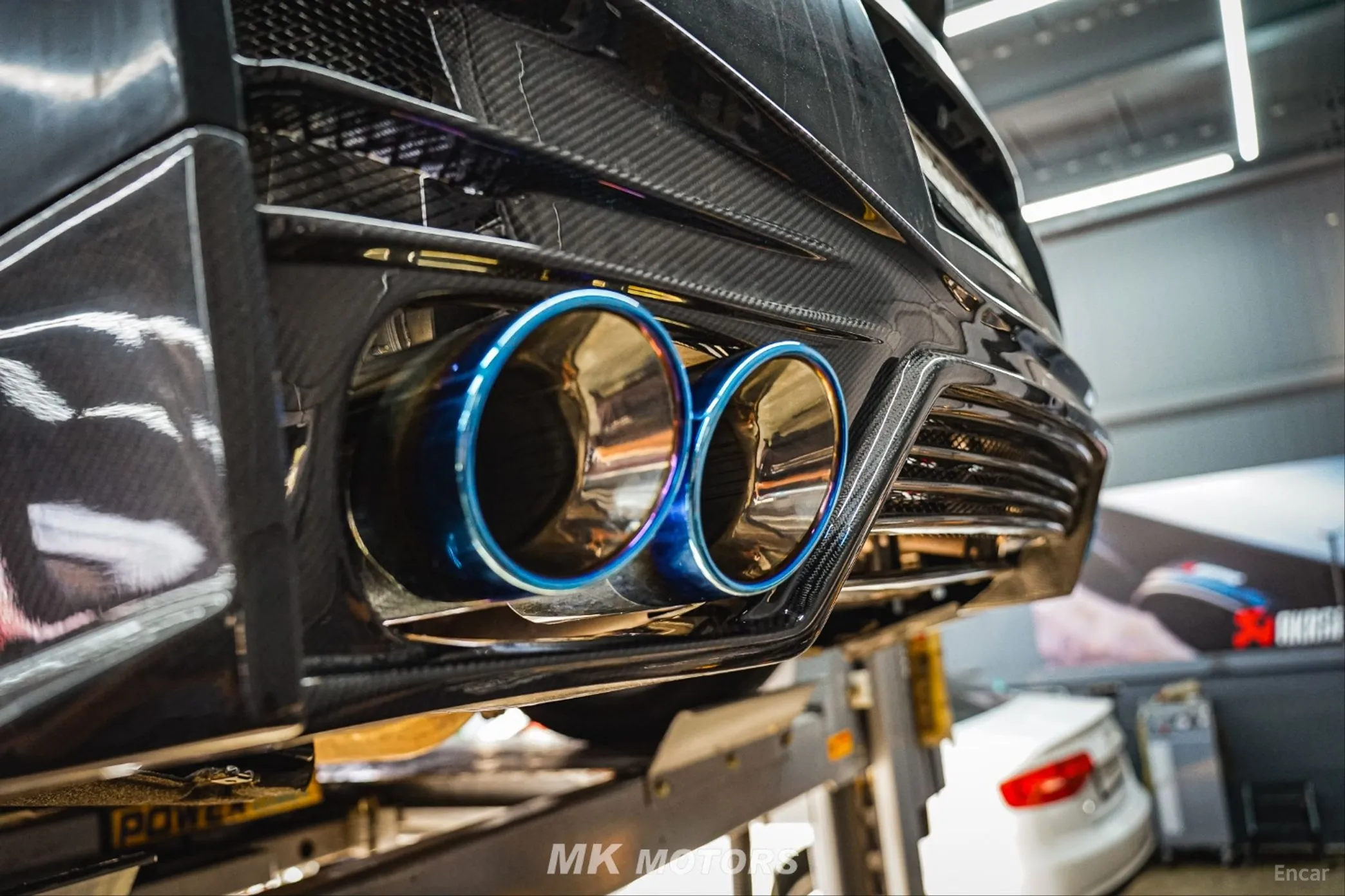 Nissan GT-R превью 6