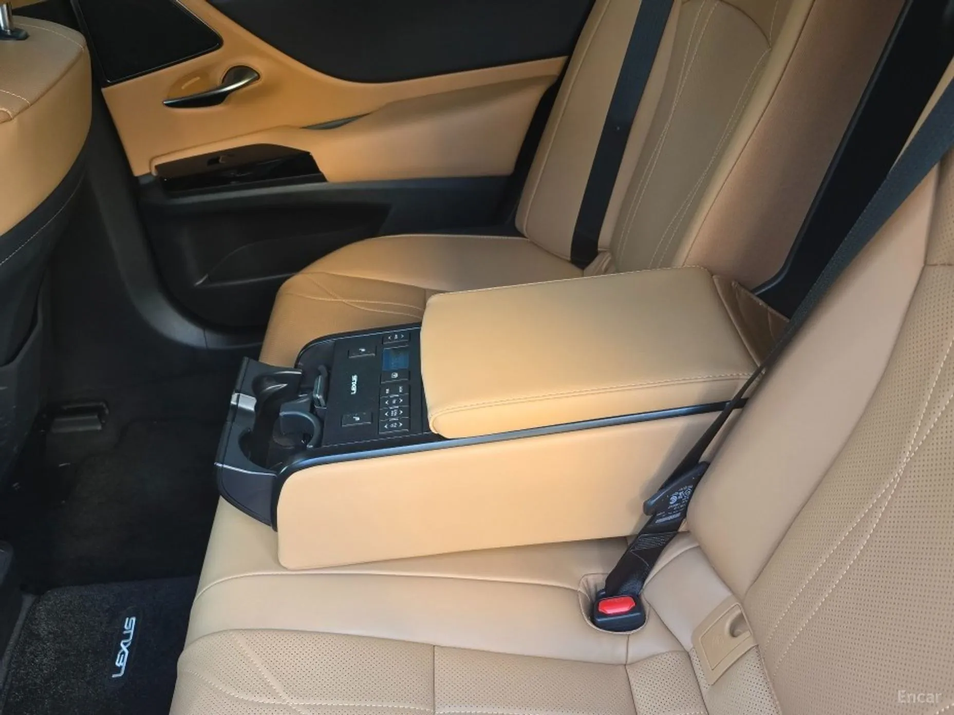 Lexus ES300h 7th Generation превью 13