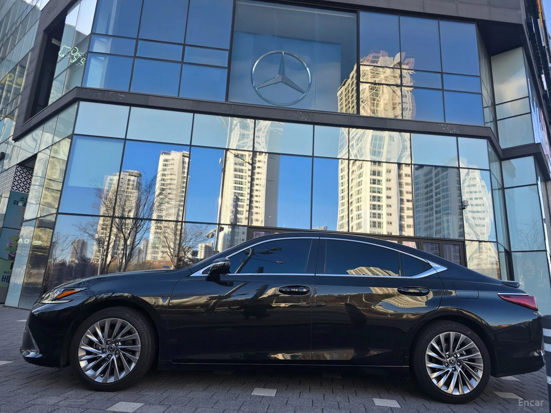 Lexus ES300h 7th Generation
