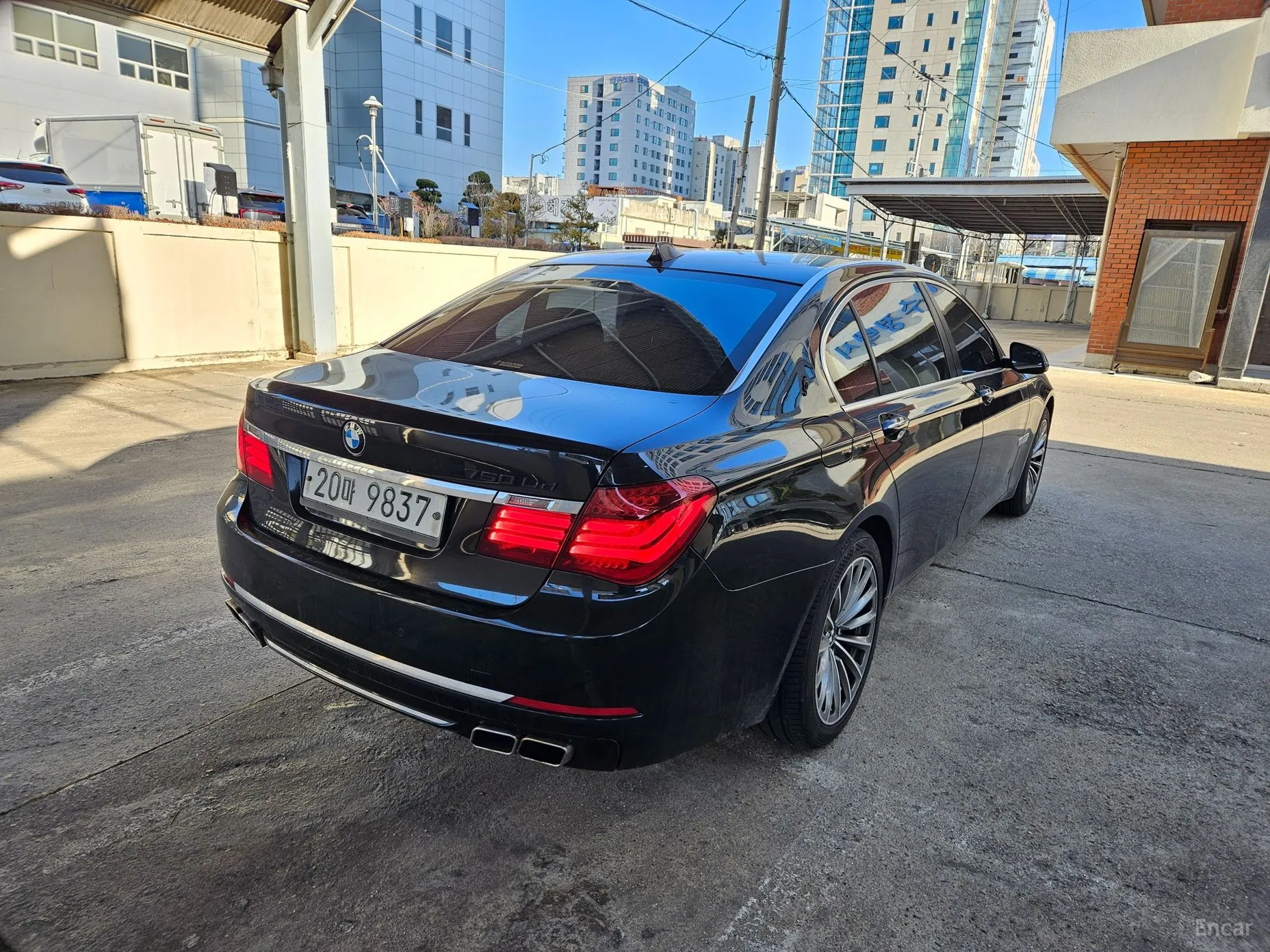 BMW 7 Series (F01)
