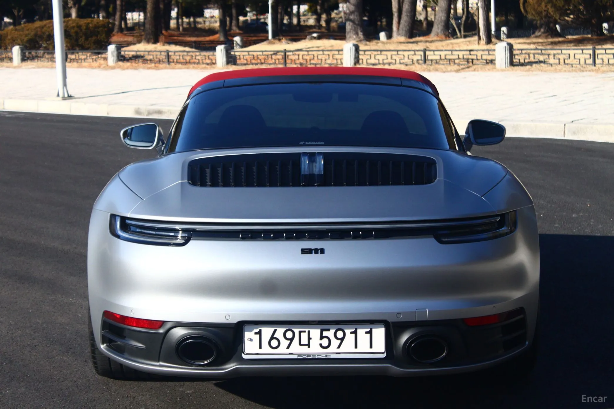 Porsche 911 (992) превью 5
