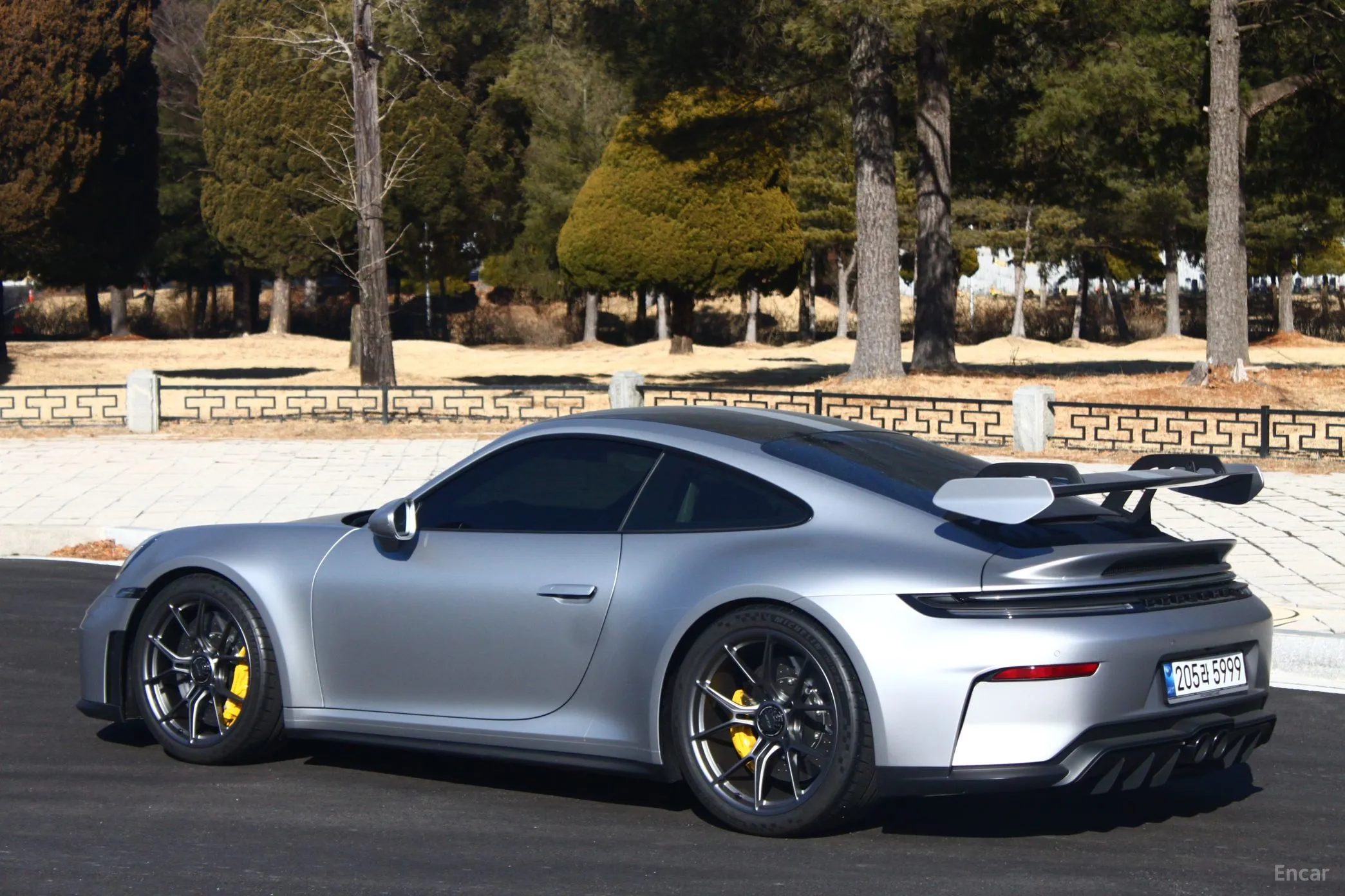 Porsche 911 (992) превью 4