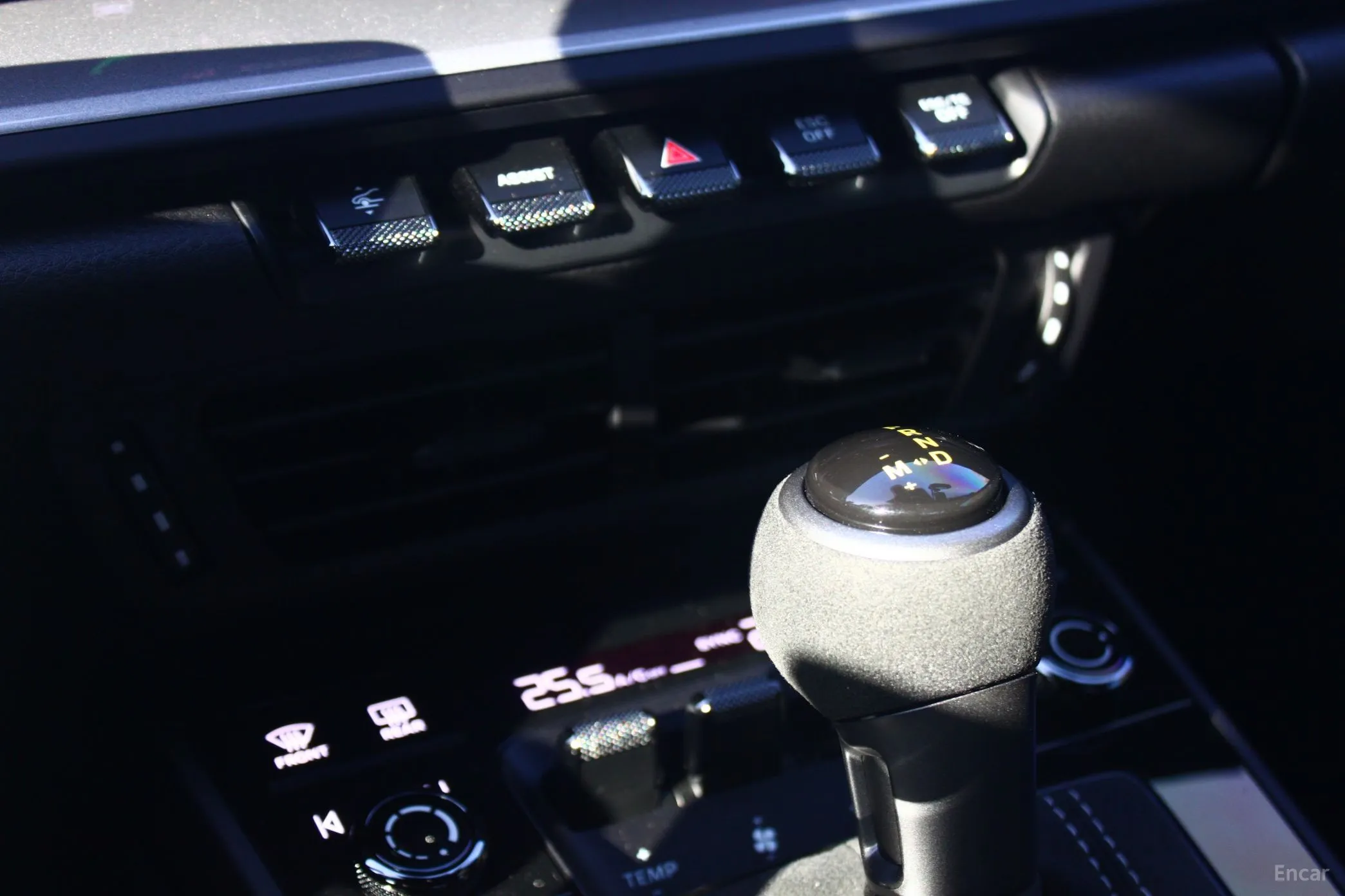 Porsche 911 (992) превью 9