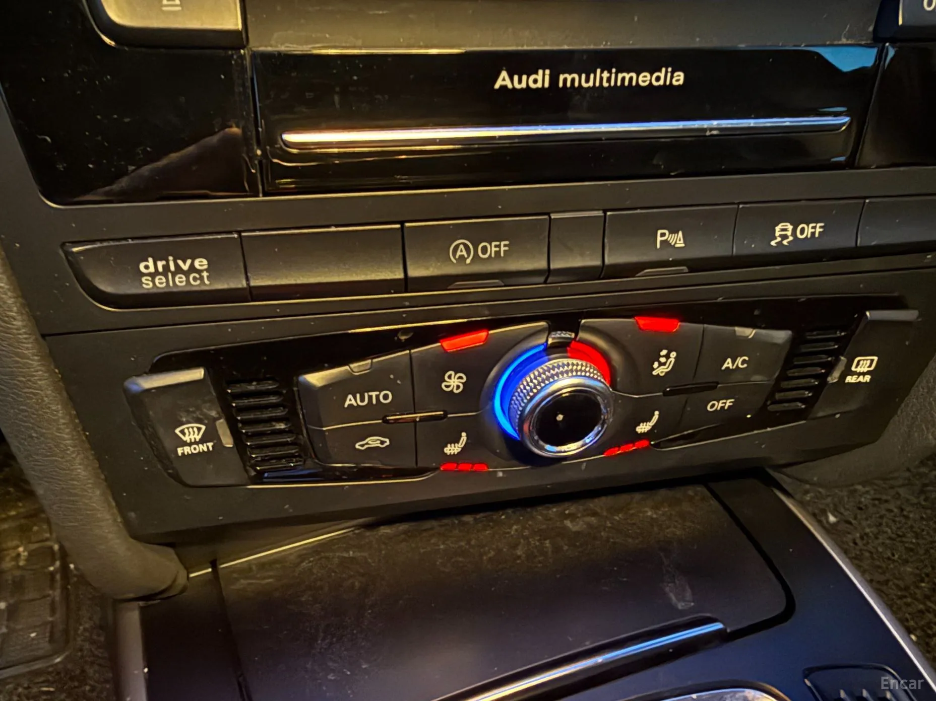 Audi New A4 превью 11