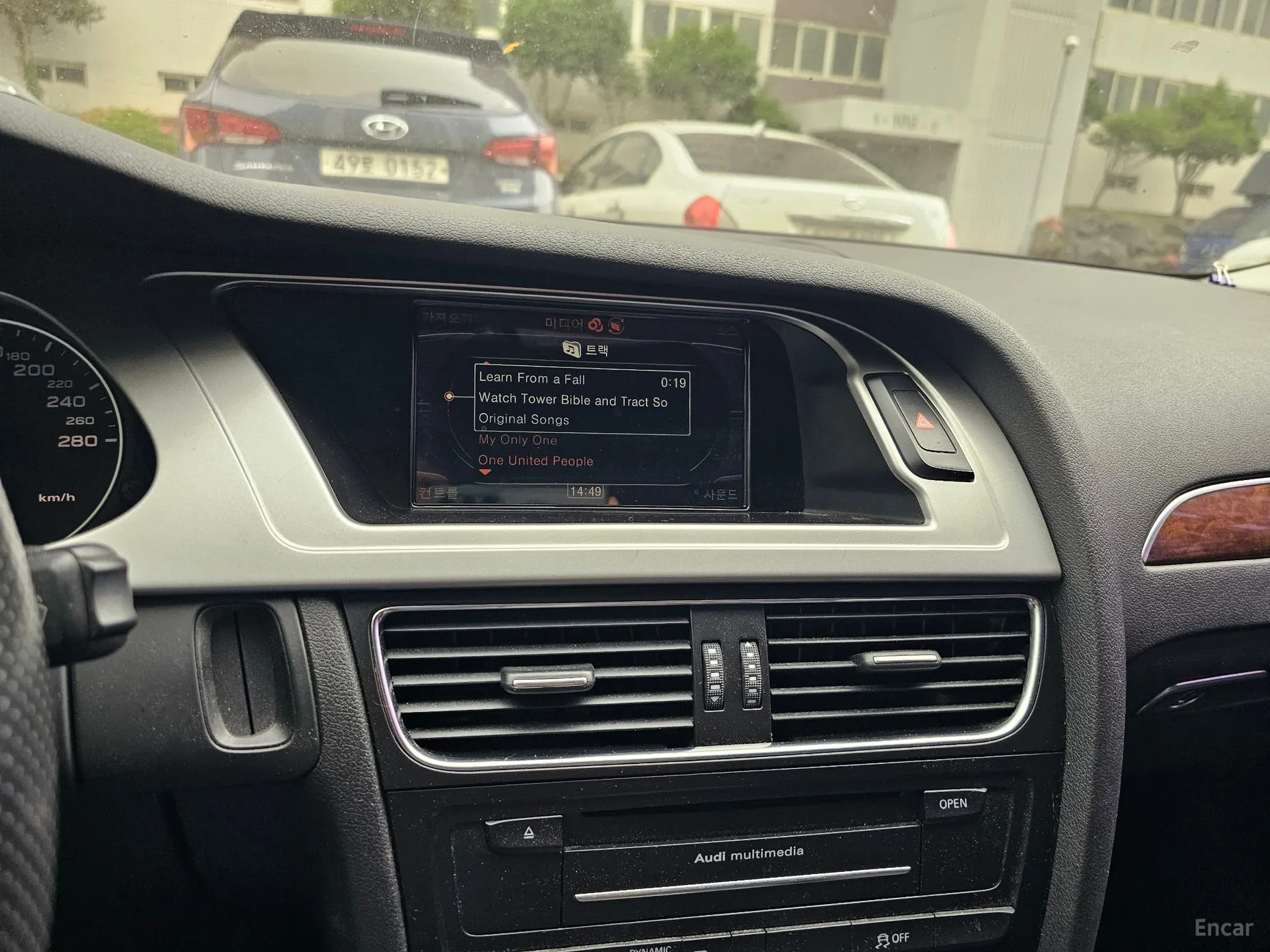 Audi New A4 превью 12