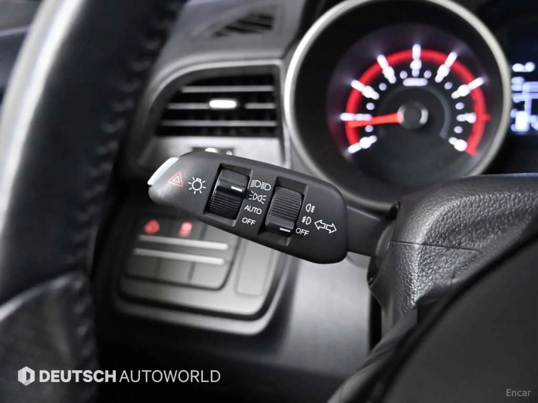 KG Mobility (SsangYong) Tivoli Air превью 18