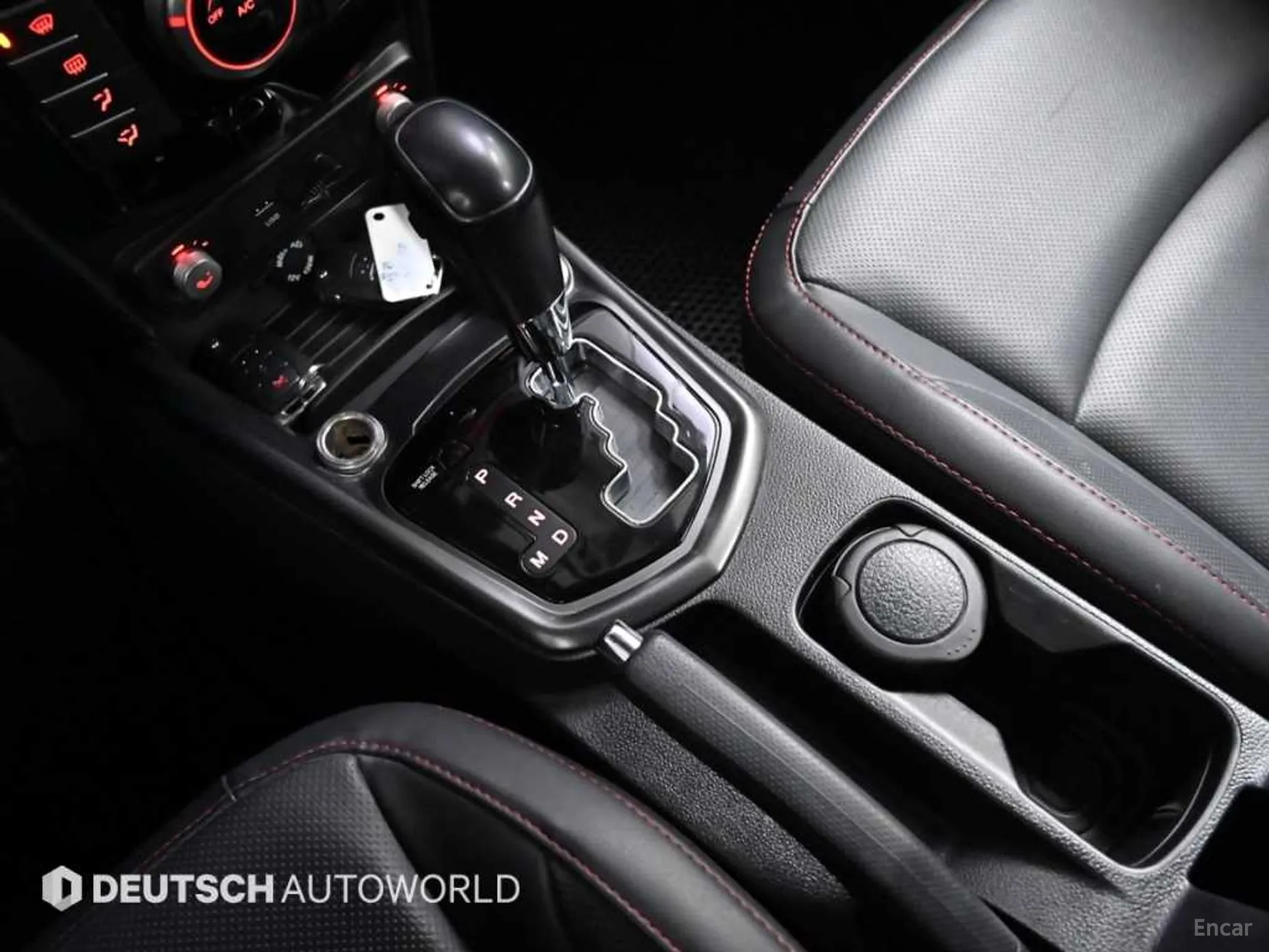 KG Mobility (SsangYong) Tivoli Air превью 9