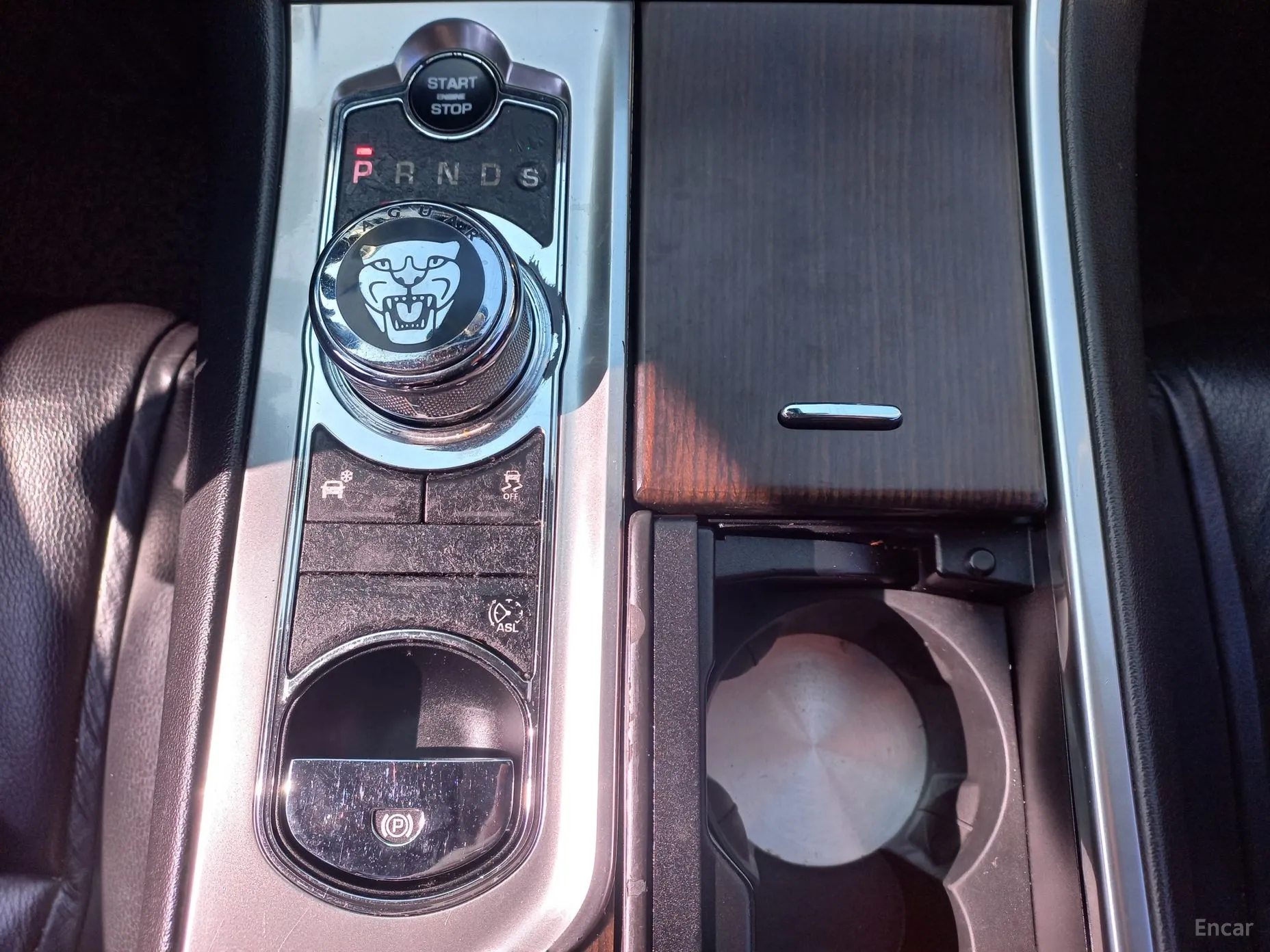 Jaguar New XF превью 11