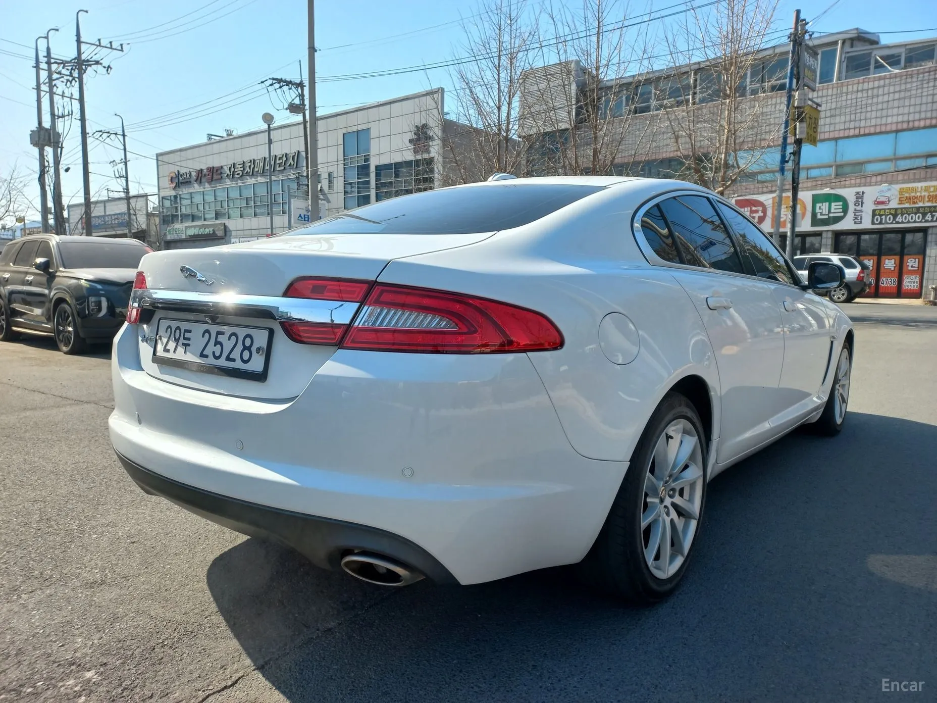 Jaguar New XF превью 5