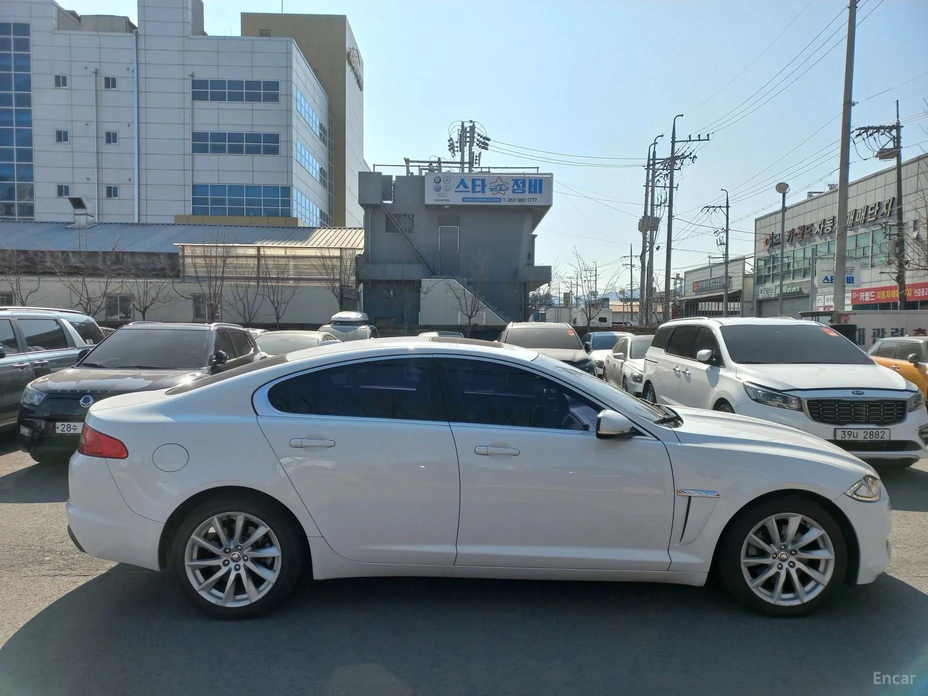 Jaguar New XF превью 7