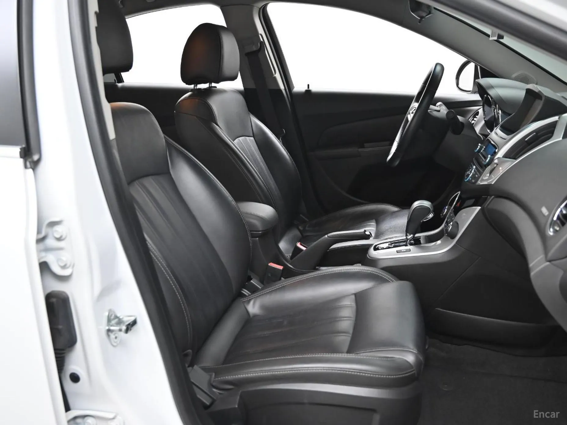 Chevrolet (GM Daewoo) Cruze превью 10
