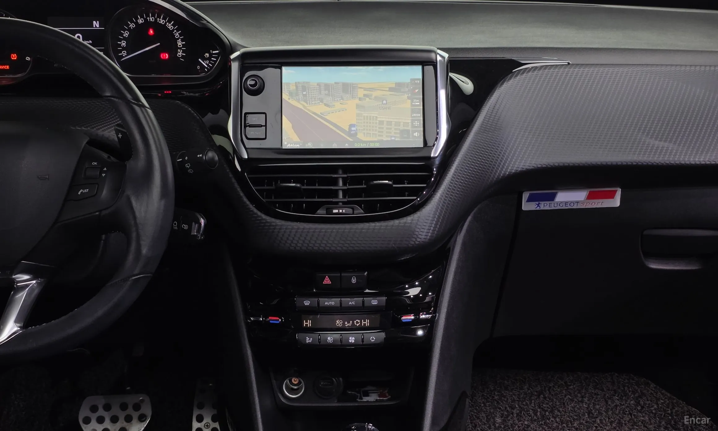 Peugeot 2008. превью 14