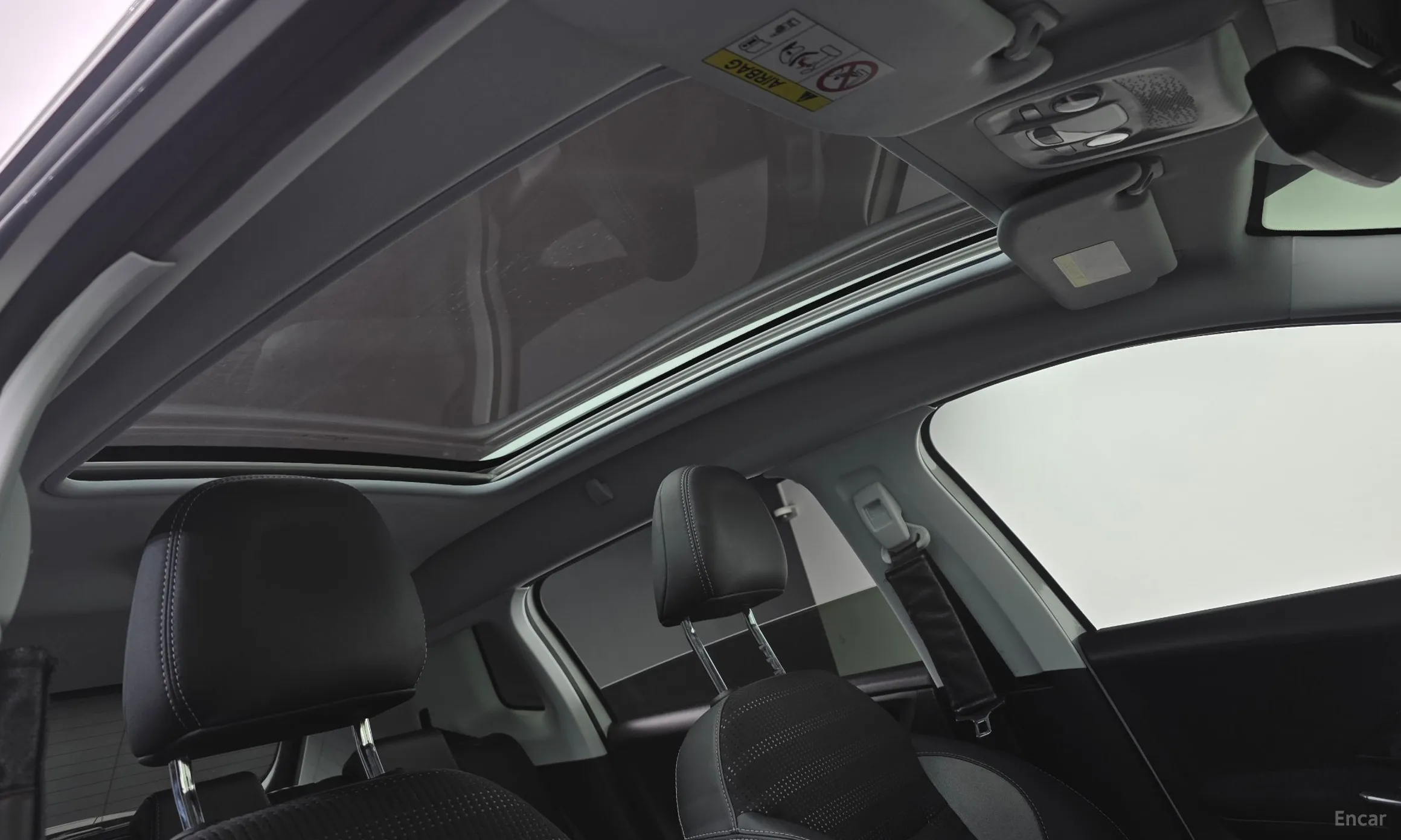 Peugeot 2008. превью 18