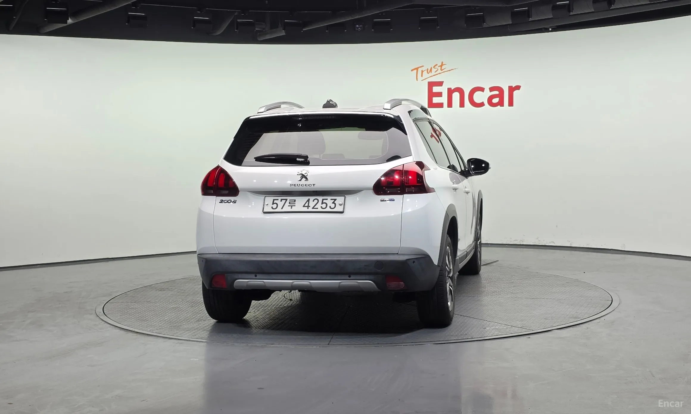 Peugeot 2008. превью 4