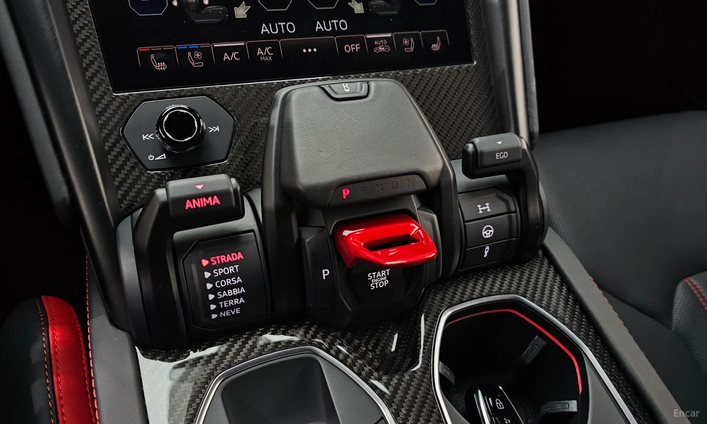 Lamborghini Urus превью 9