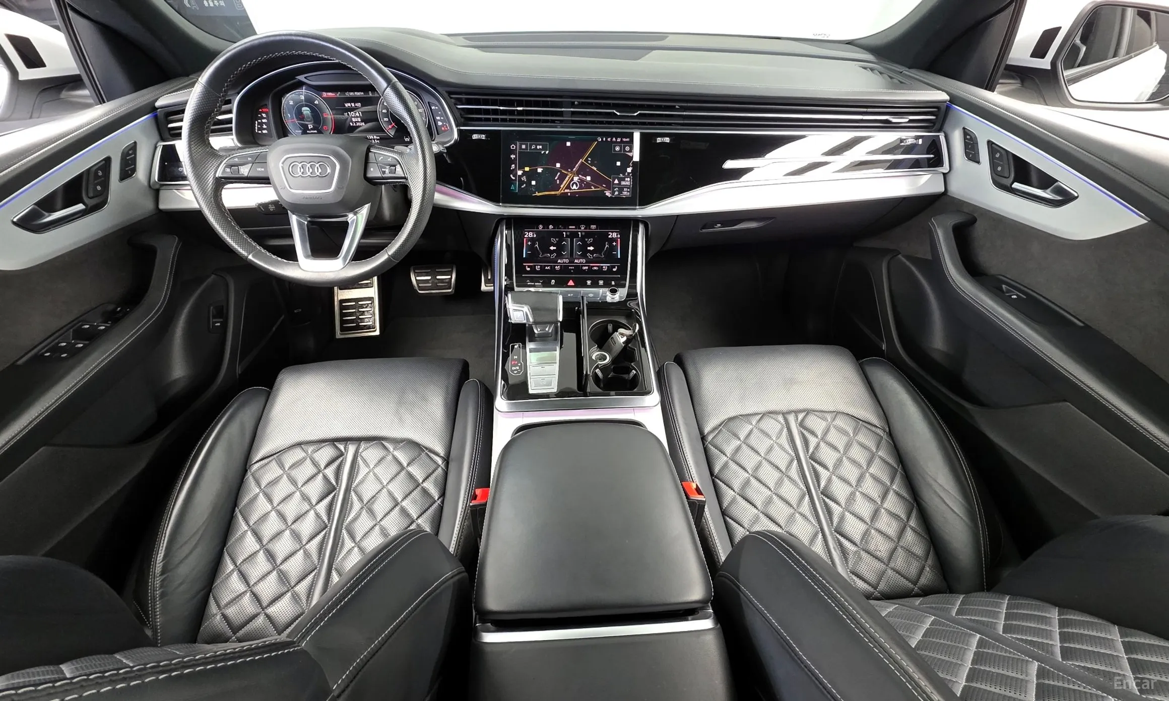 Audi Q8 (4M) превью 7