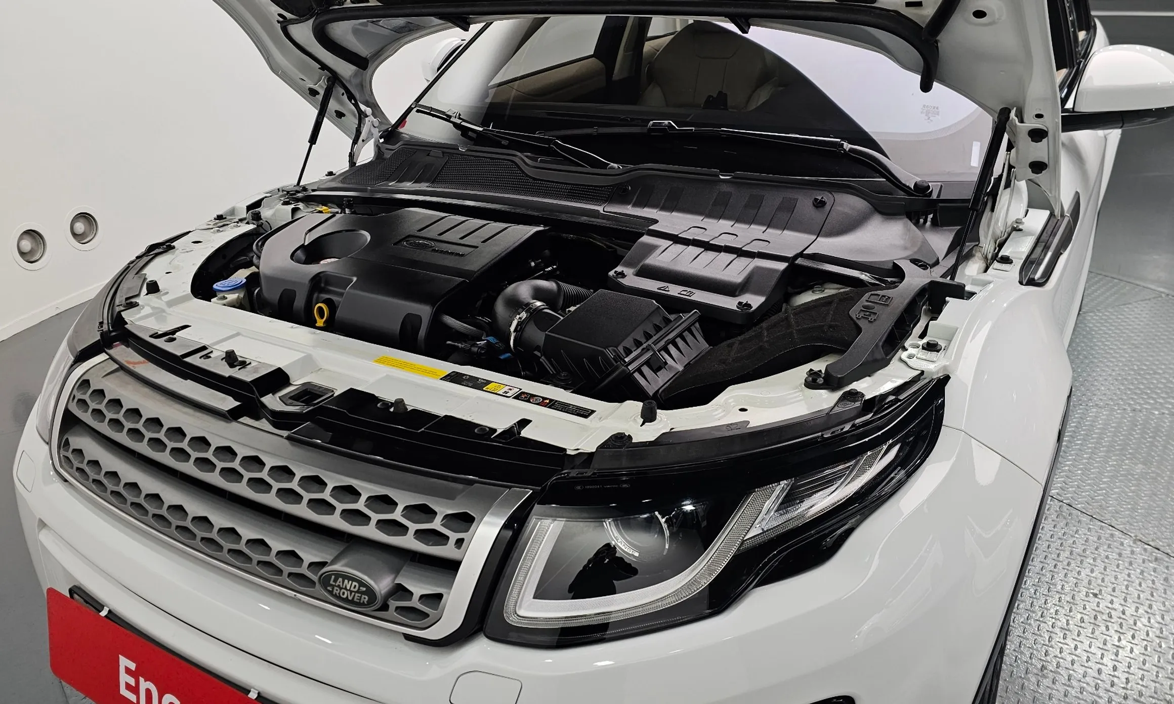 Land Rover Range Rover Evoque превью 6