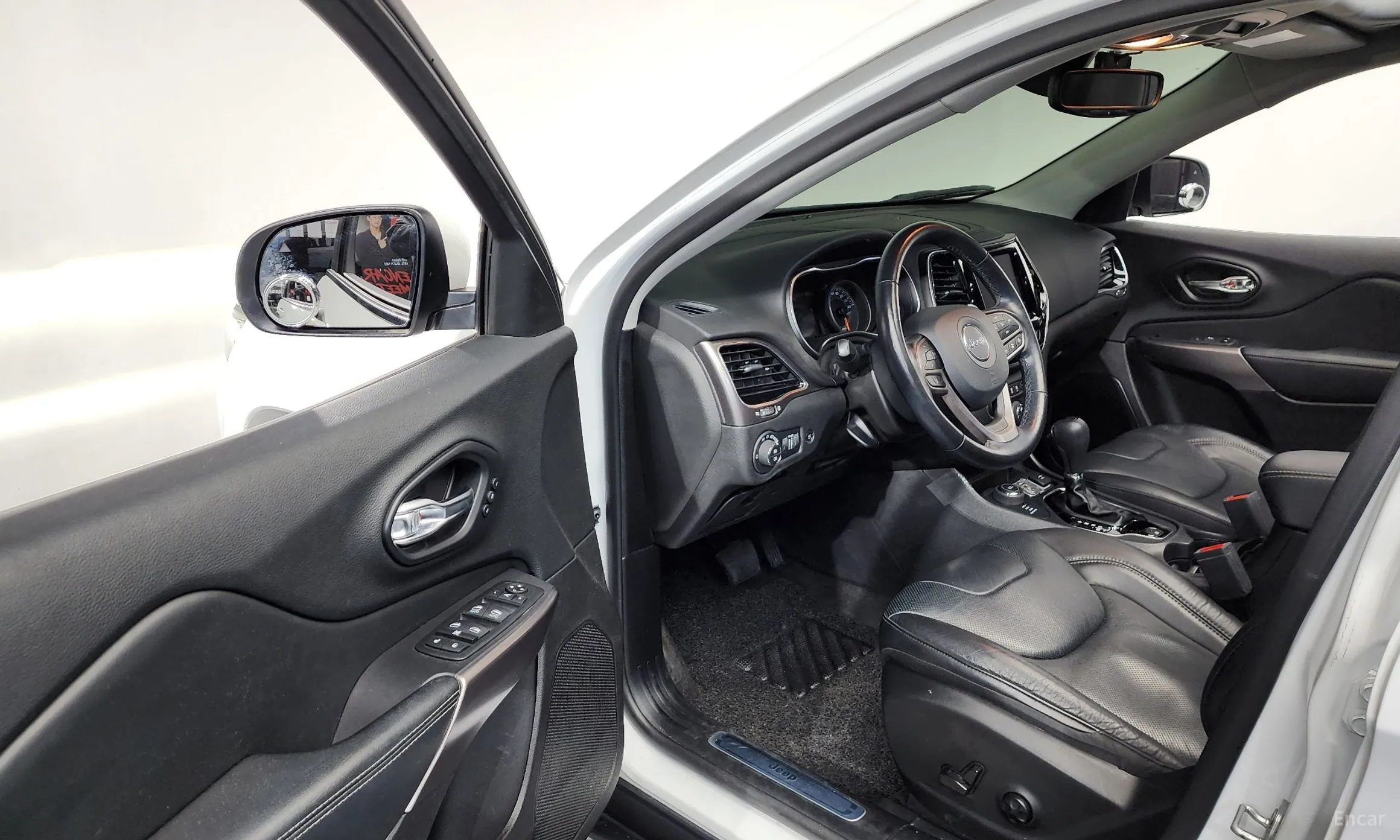 Jeep Cherokee (KL) превью 10