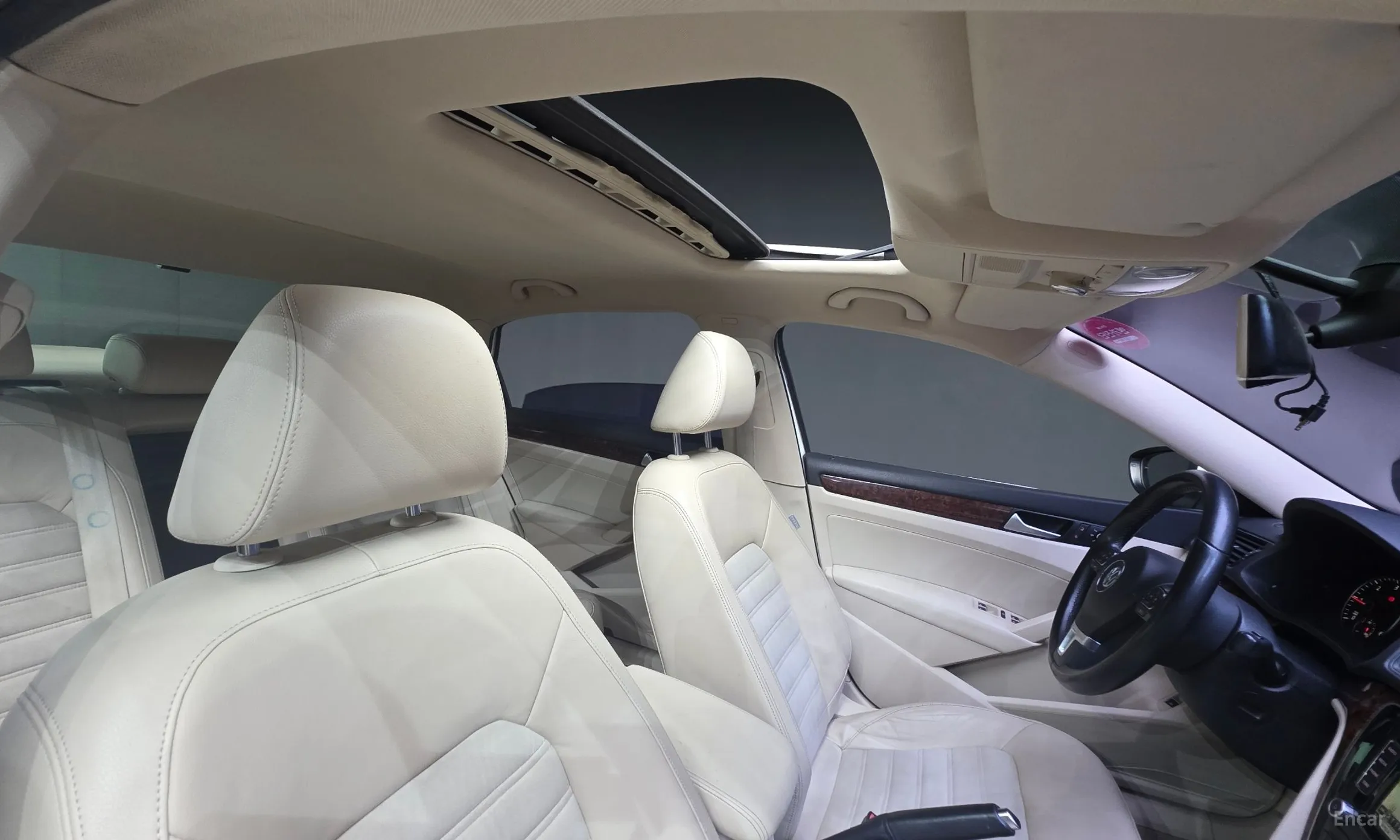 Volkswagen The New Passat превью 11