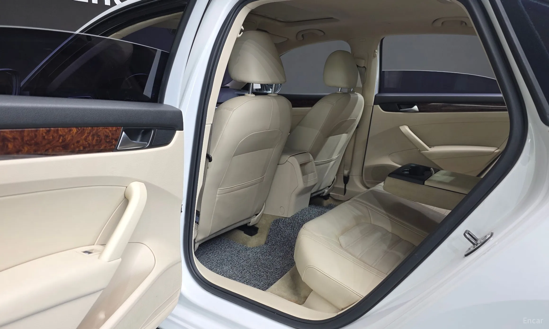 Volkswagen The New Passat превью 18