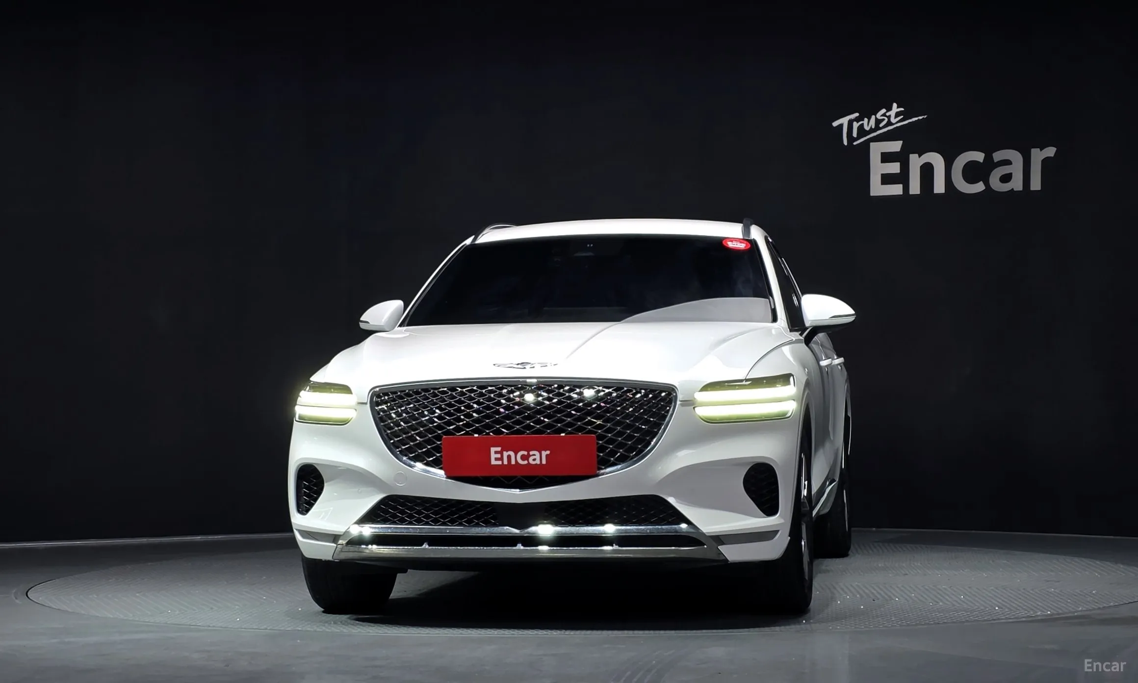 Genesis GV70 превью 3