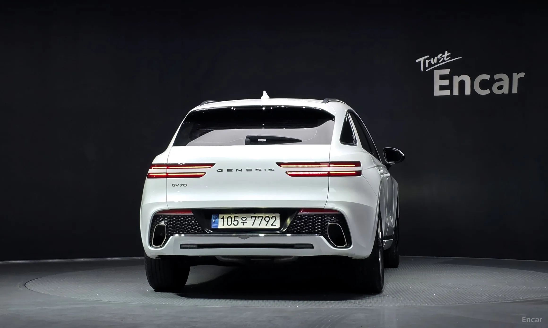 Genesis GV70 превью 4