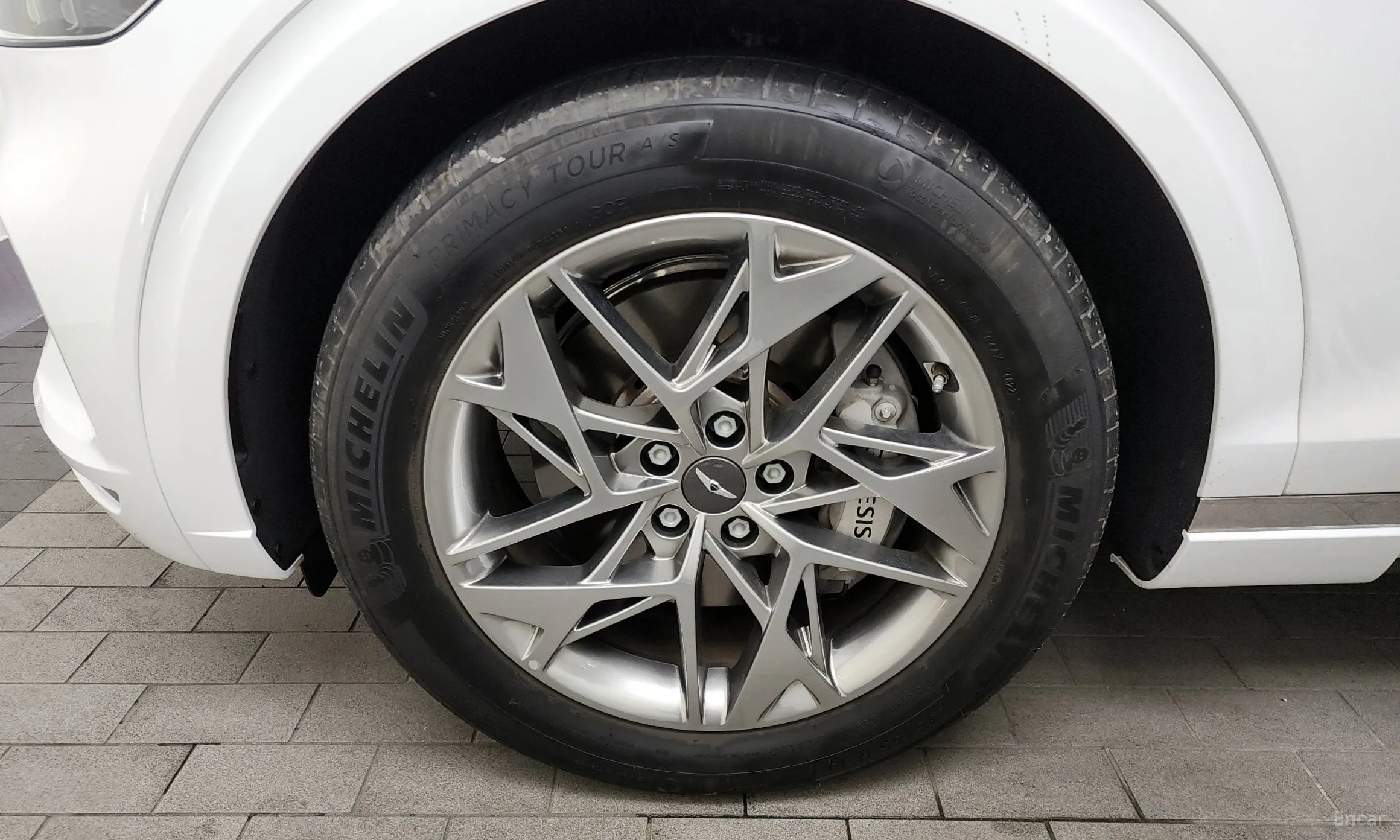 Genesis GV70 превью 5