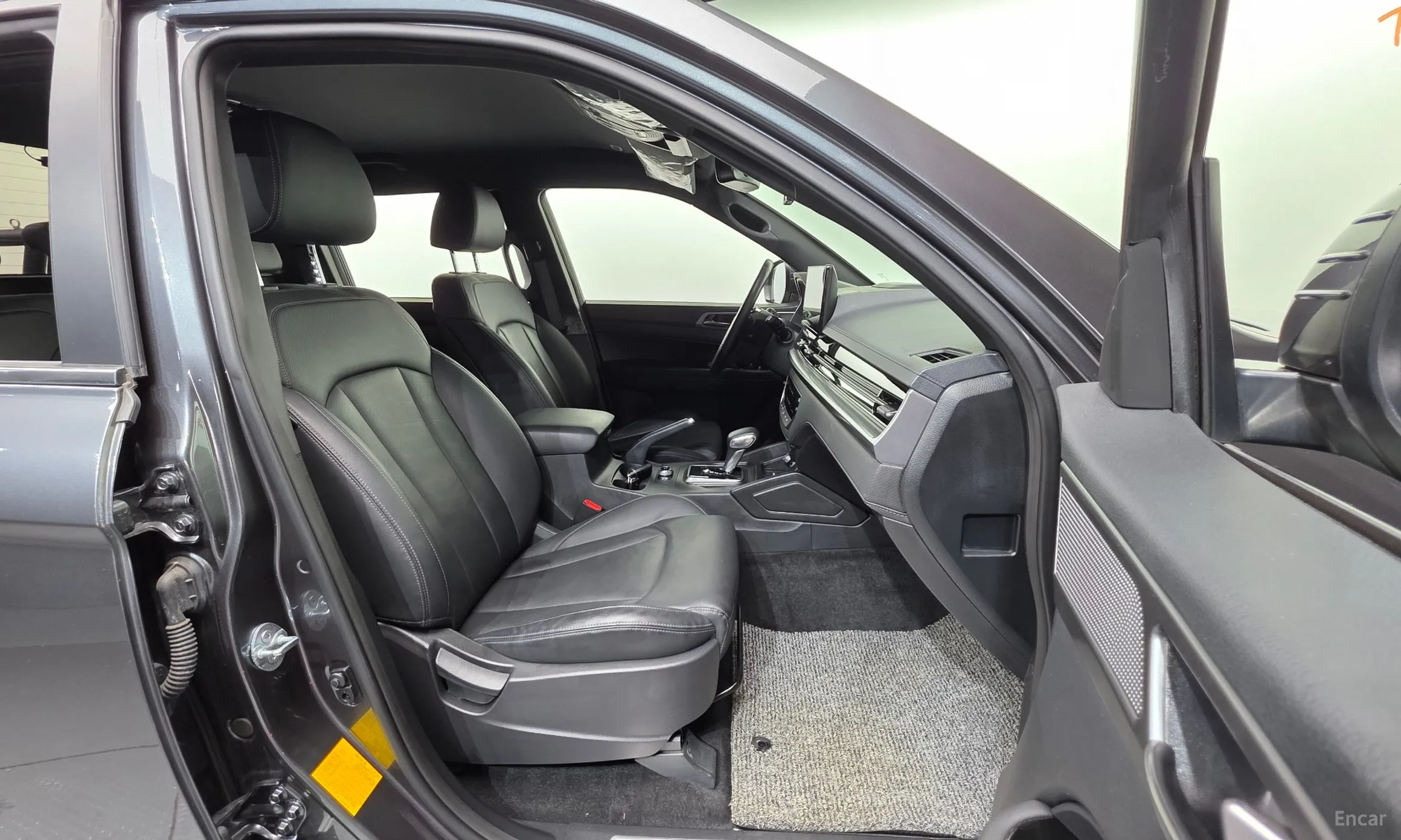 KG Mobility (SsangYong) Rexton Sports превью 10