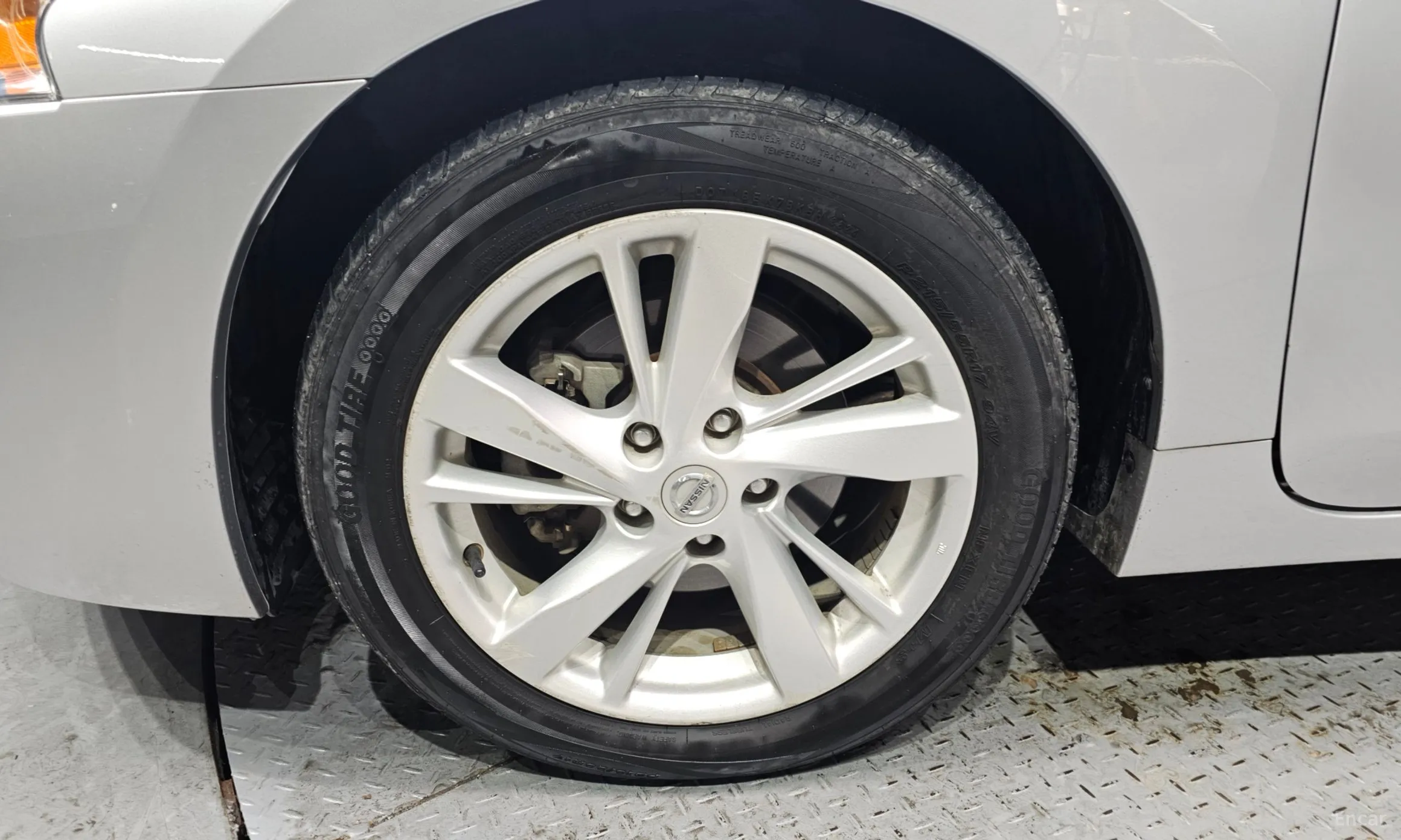Nissan Altima превью 5