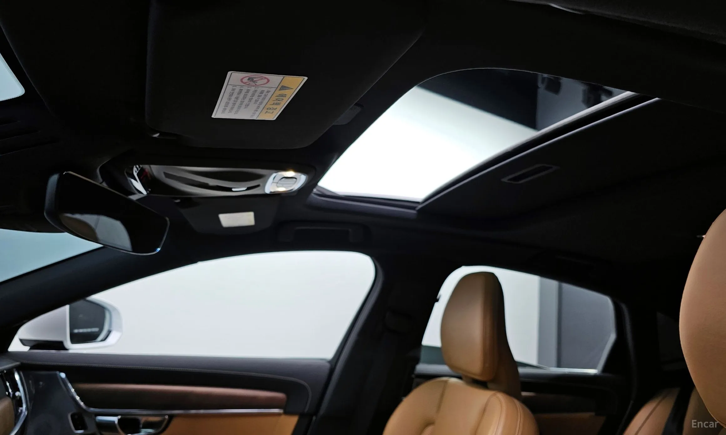Volvo S90 превью 18