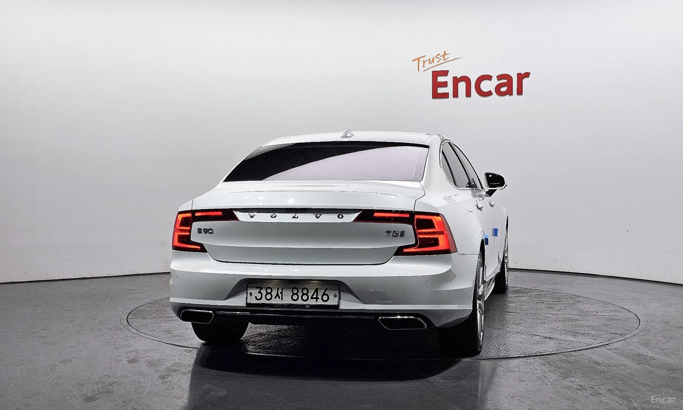 Volvo S90 превью 4