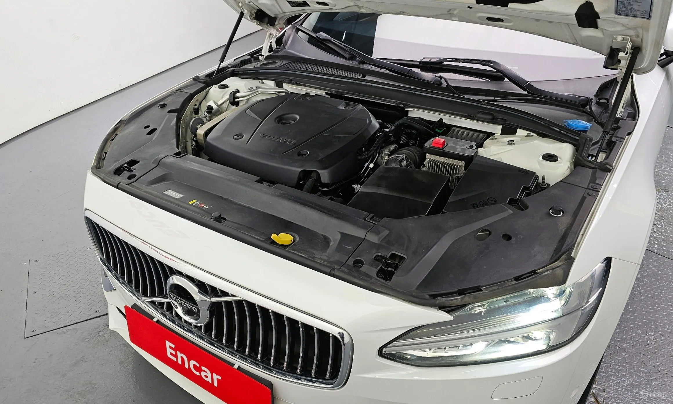 Volvo S90 превью 6