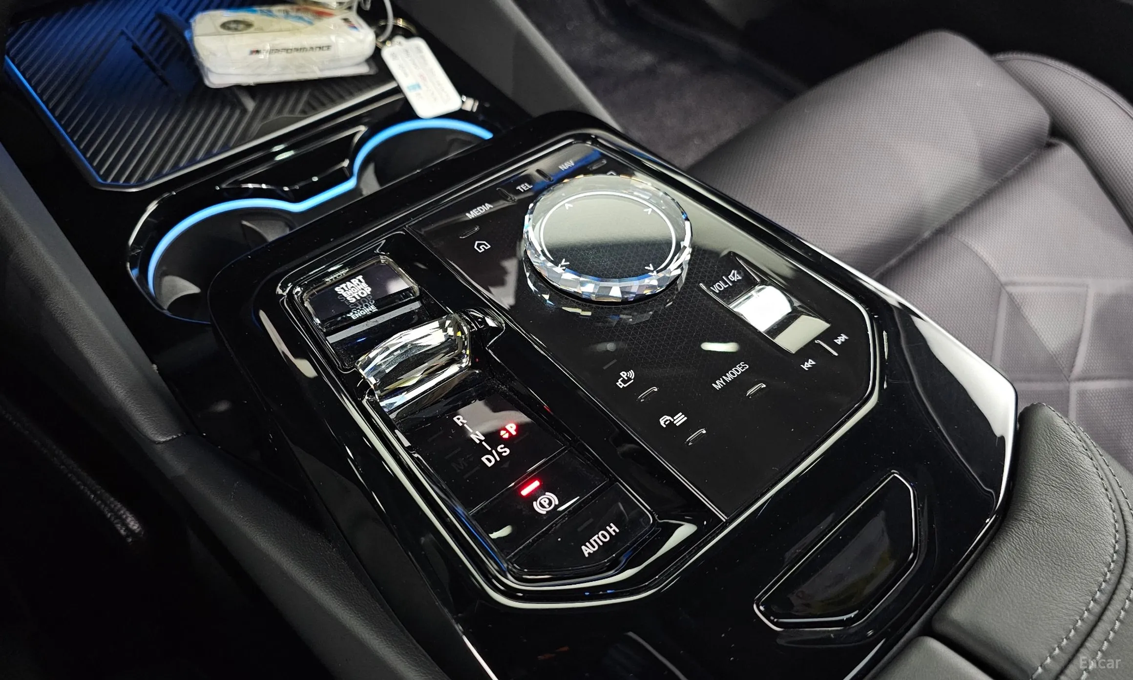 BMW 5 Series (G60) превью 9