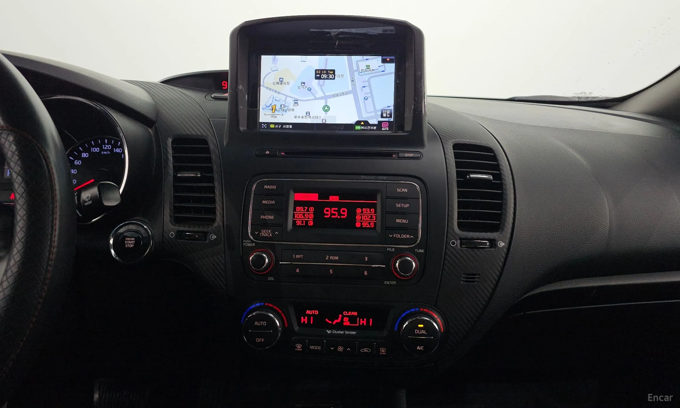 Kia K3 превью 12